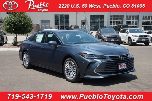 Experience the 2019 Toyota Avalon in Pueblo CO