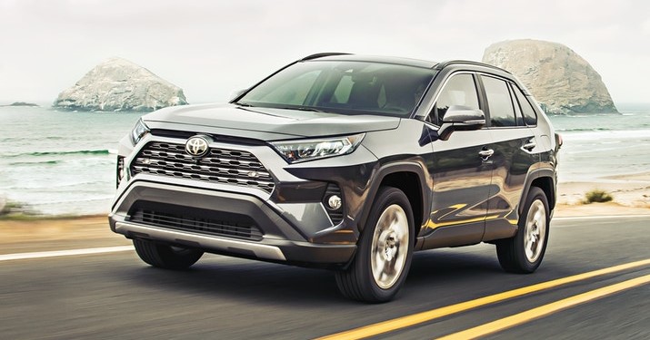 2019 Toyota RAV4 Quotes near Centennial CO (2)