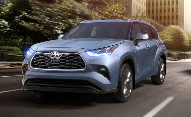 Research 2020 Toyota Highlander Near Centennial CO (2)