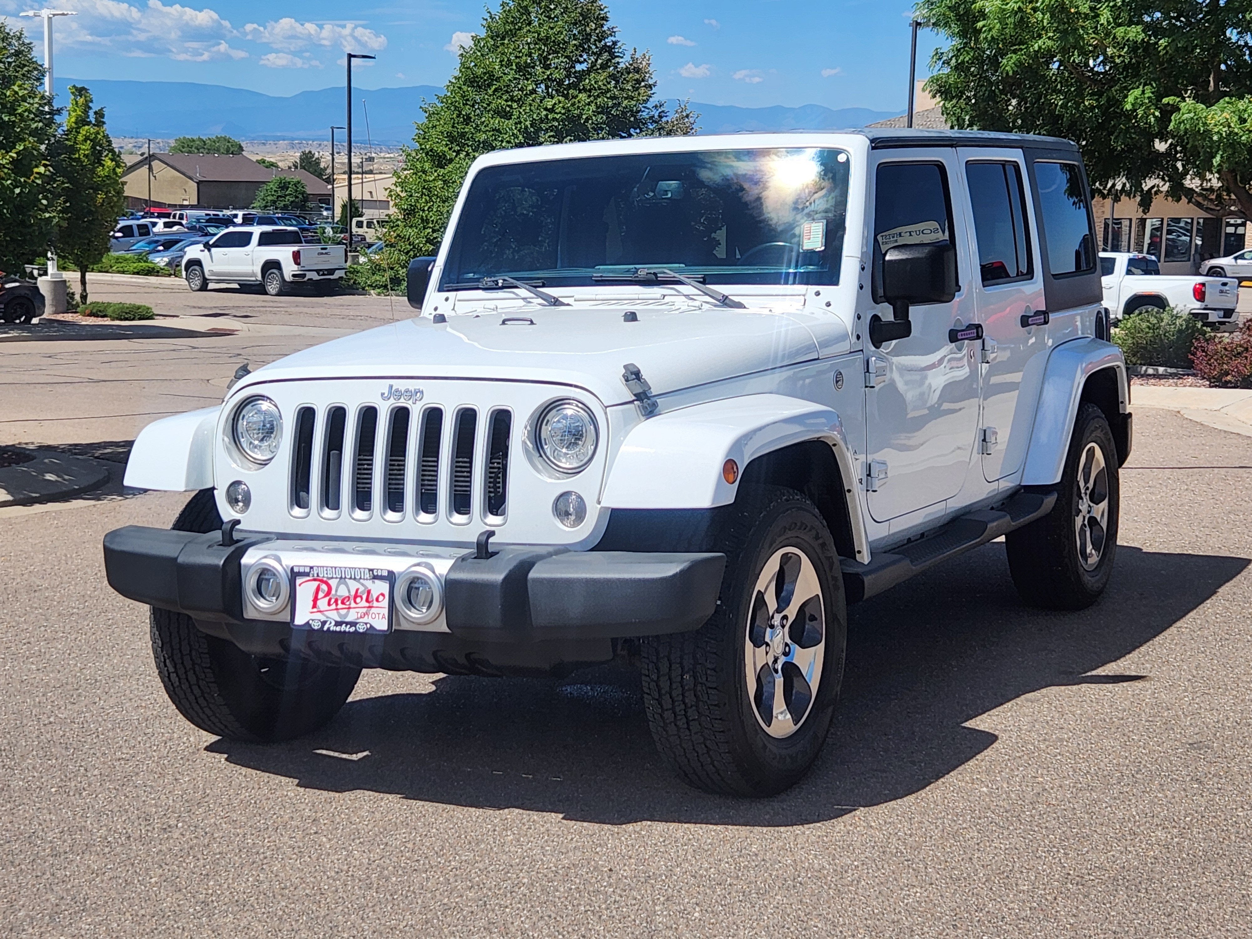 2017 Jeep Wrangler Unlimited Sahara