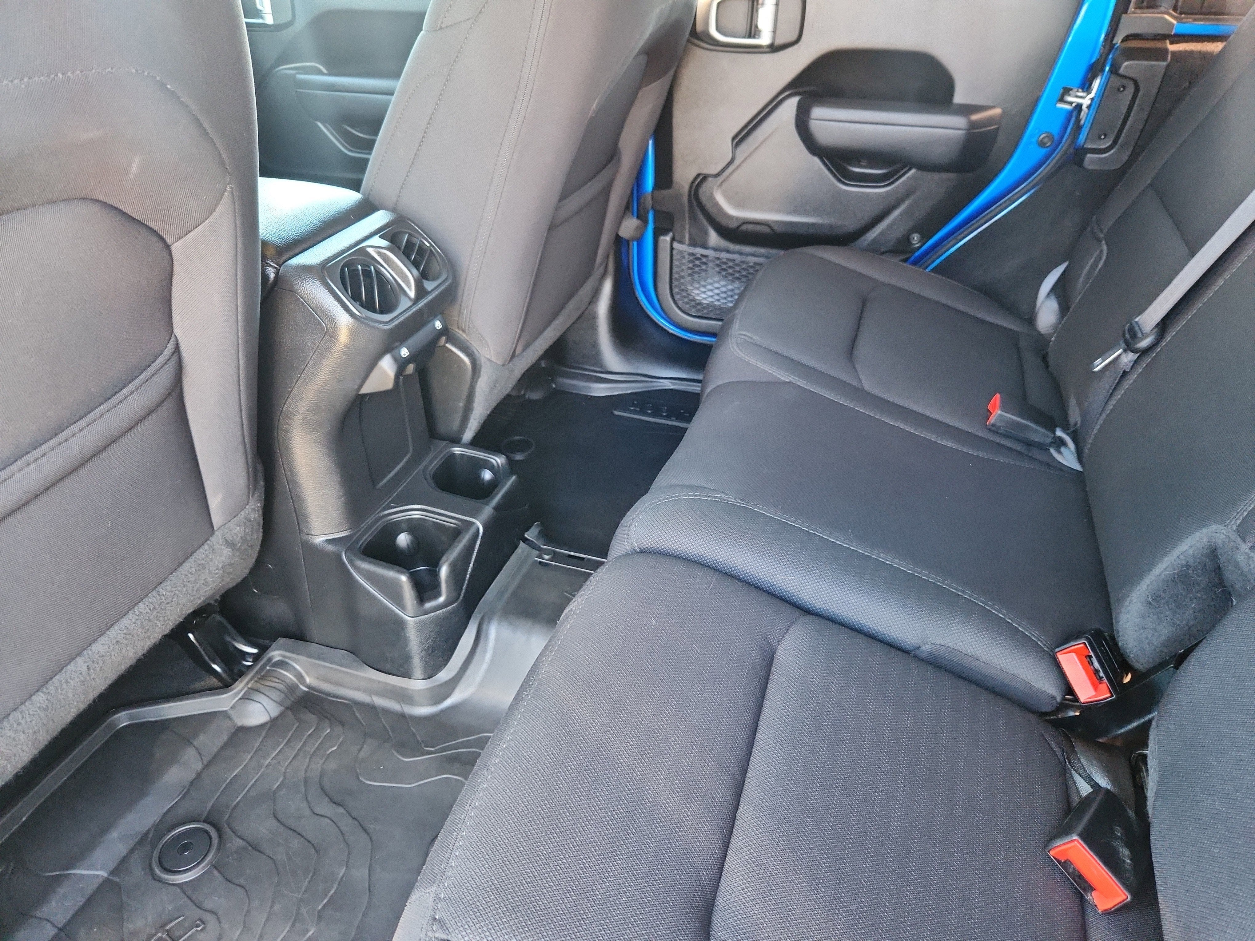 2022 Jeep Wrangler Unlimited Willys