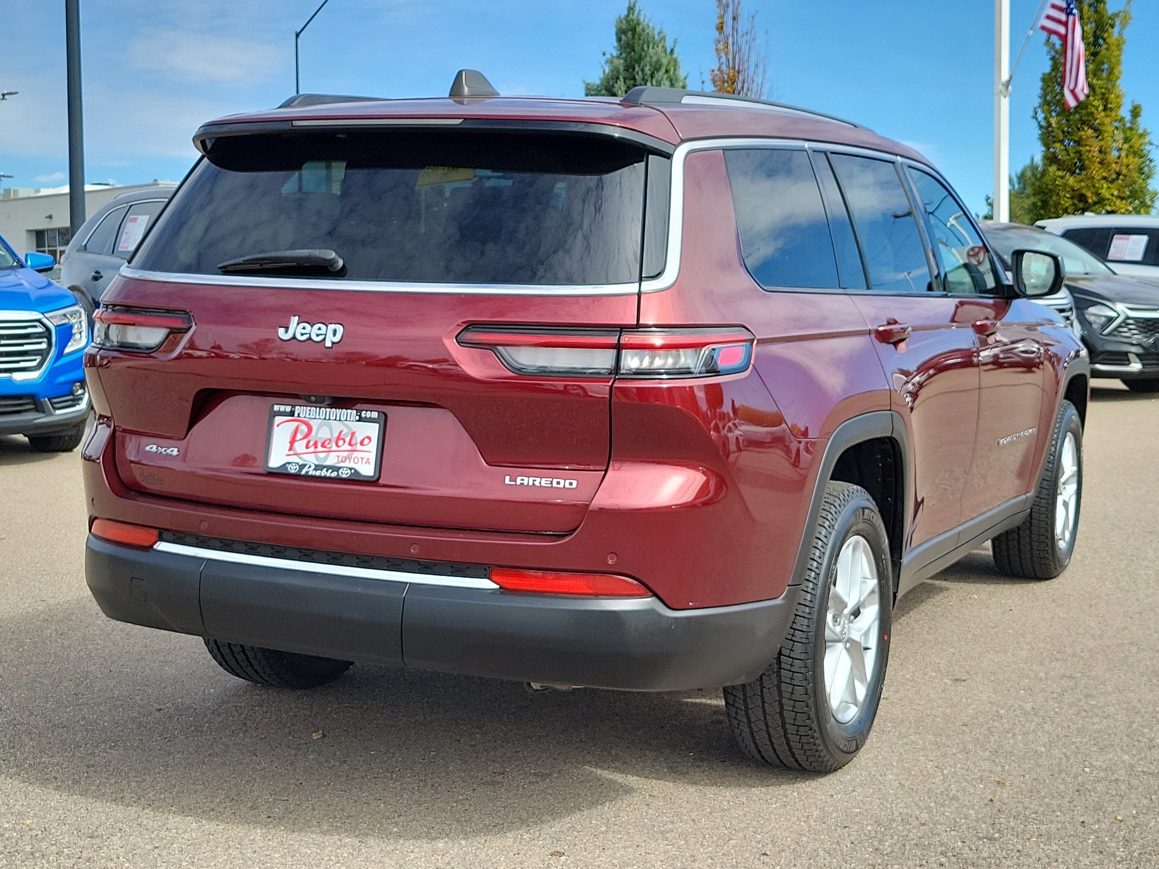 2023 Jeep Grand Cherokee L Laredo