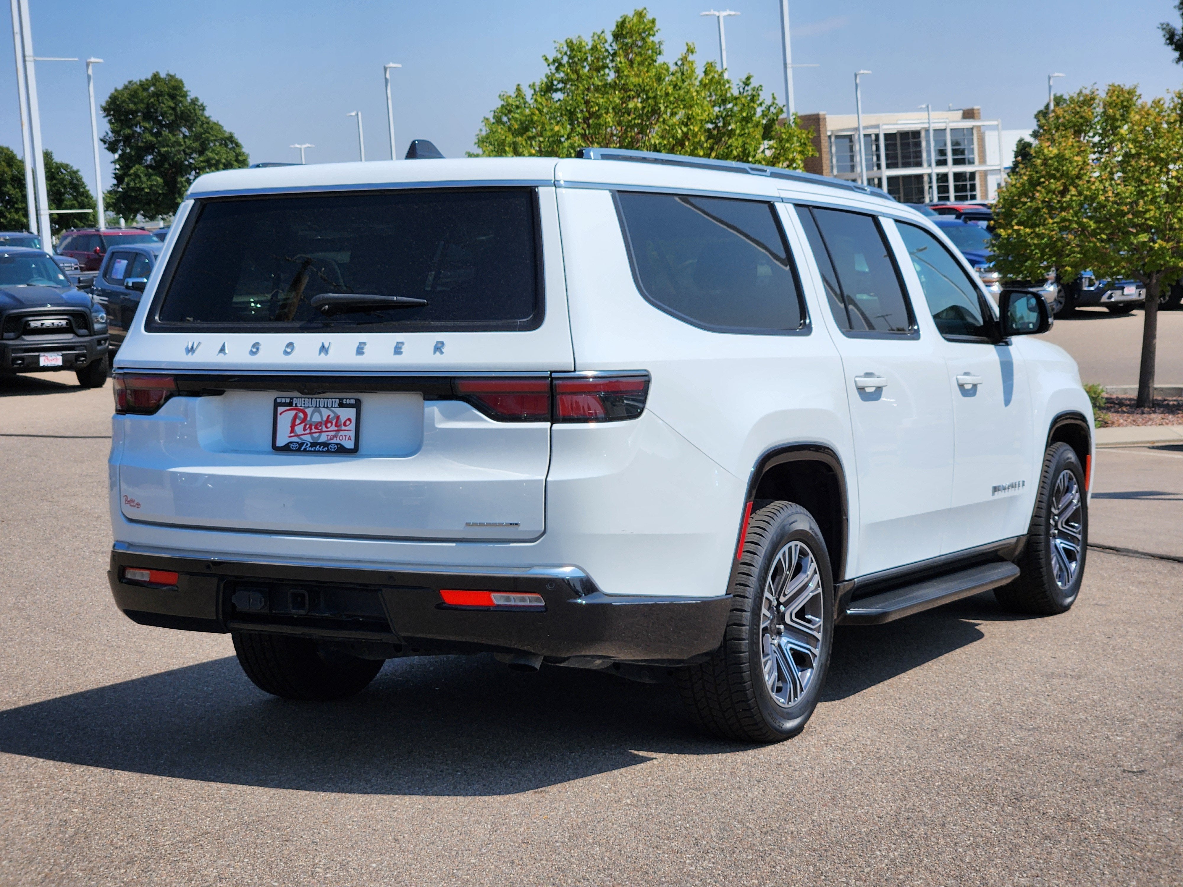 2024 Jeep Wagoneer L Series II