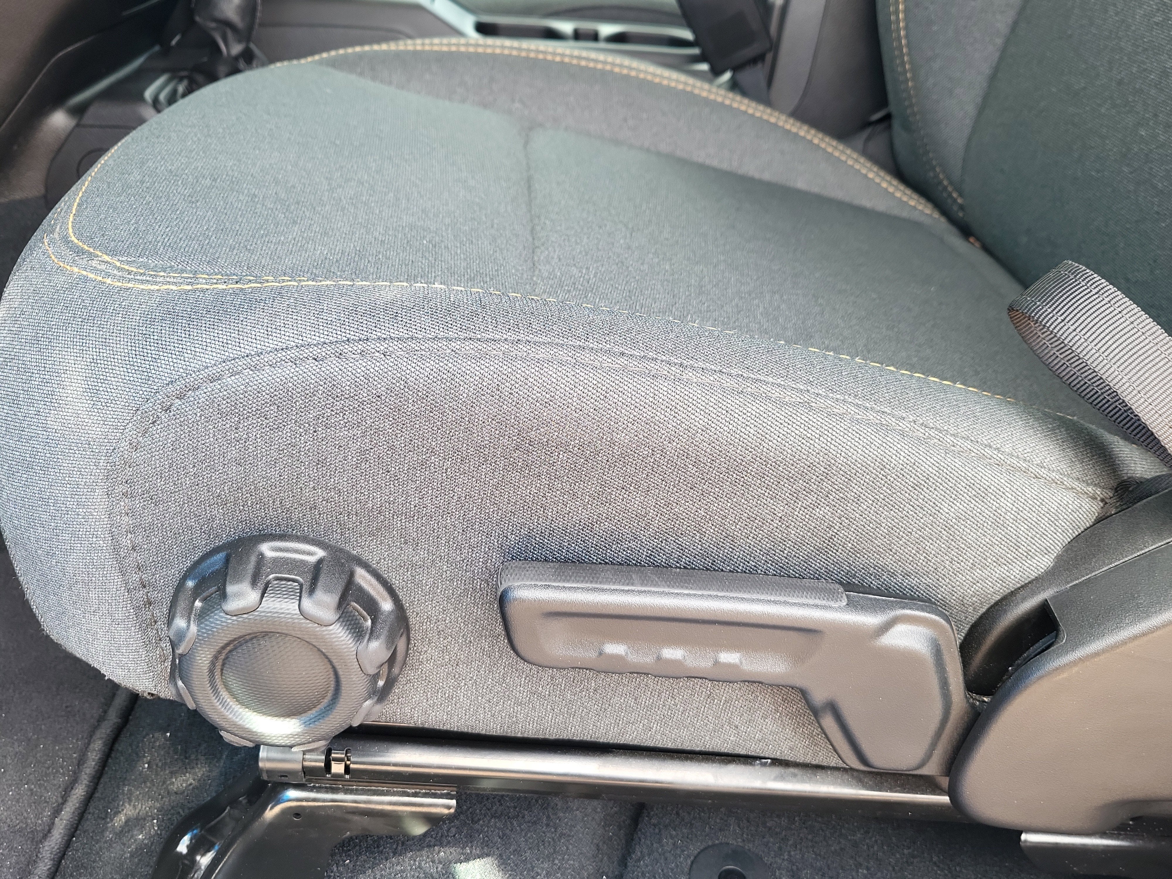 2024 Jeep Gladiator Sport S