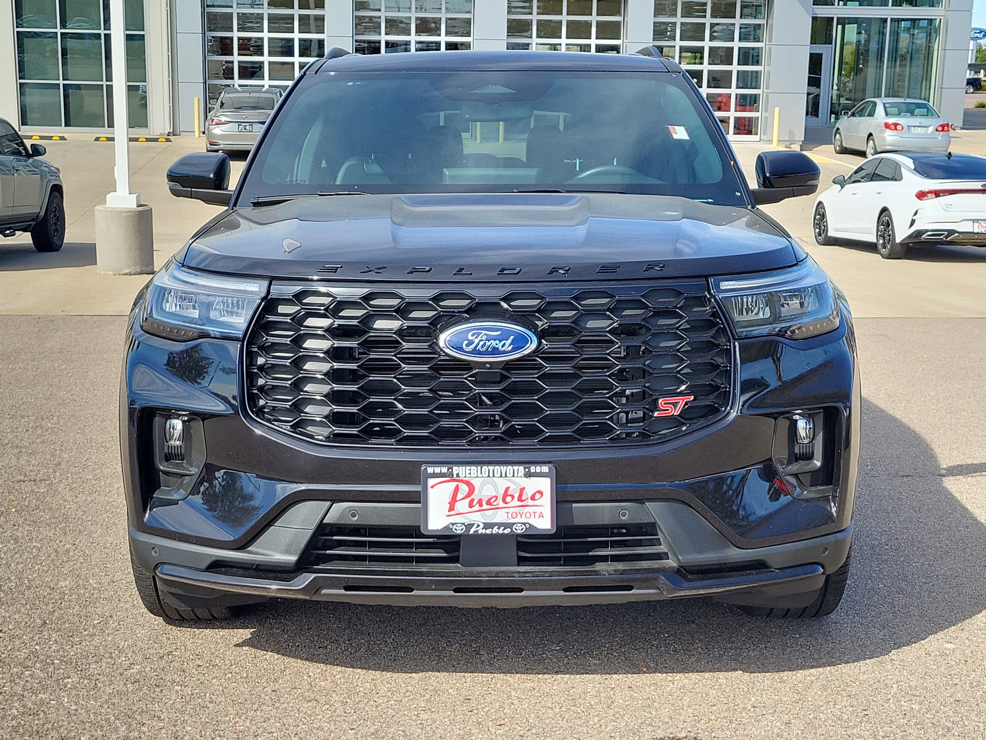 2025 Ford Explorer ST