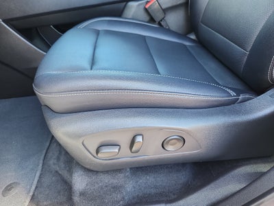 2025 Chevrolet Traverse AWD LT