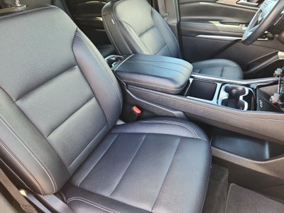 2025 Chevrolet Traverse AWD LT