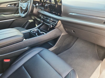 2025 Chevrolet Traverse AWD LT