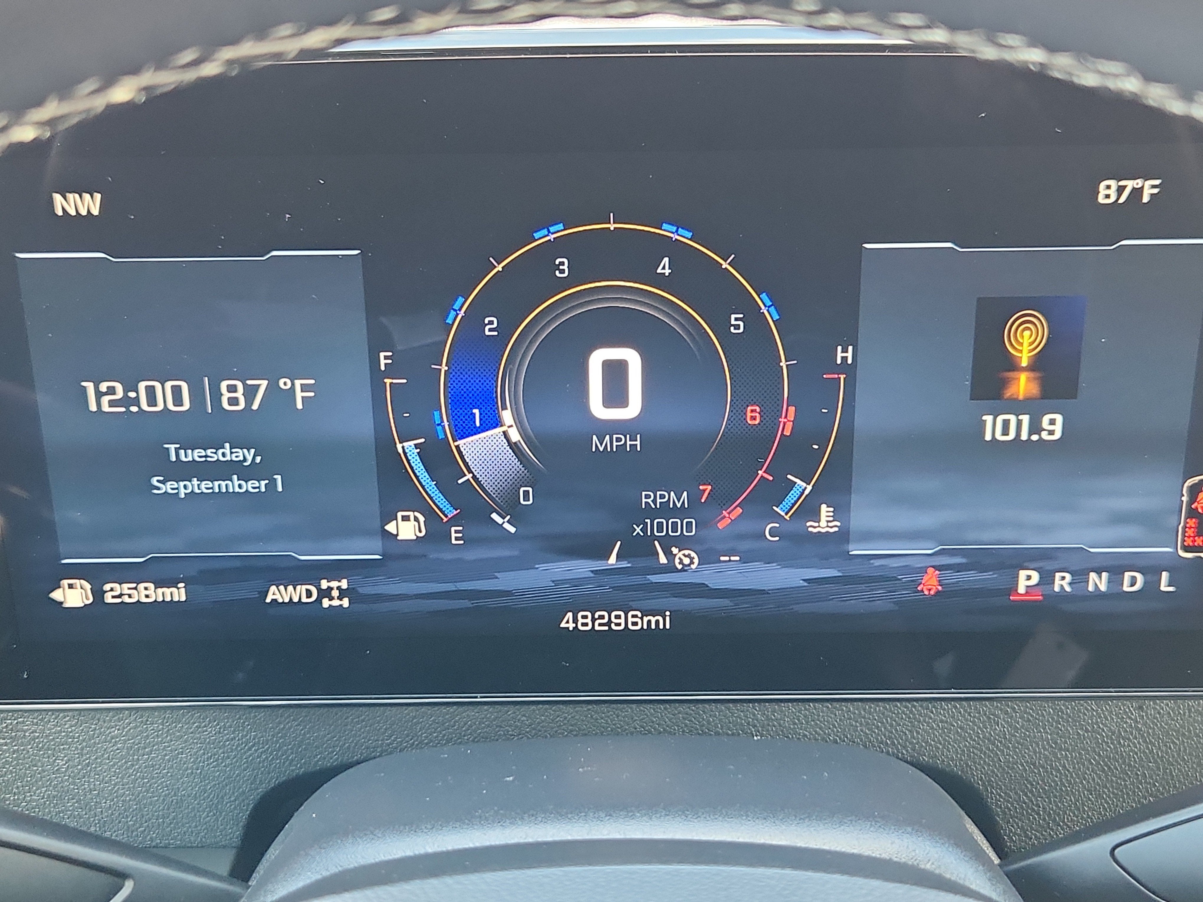 2025 Chevrolet Traverse AWD LT