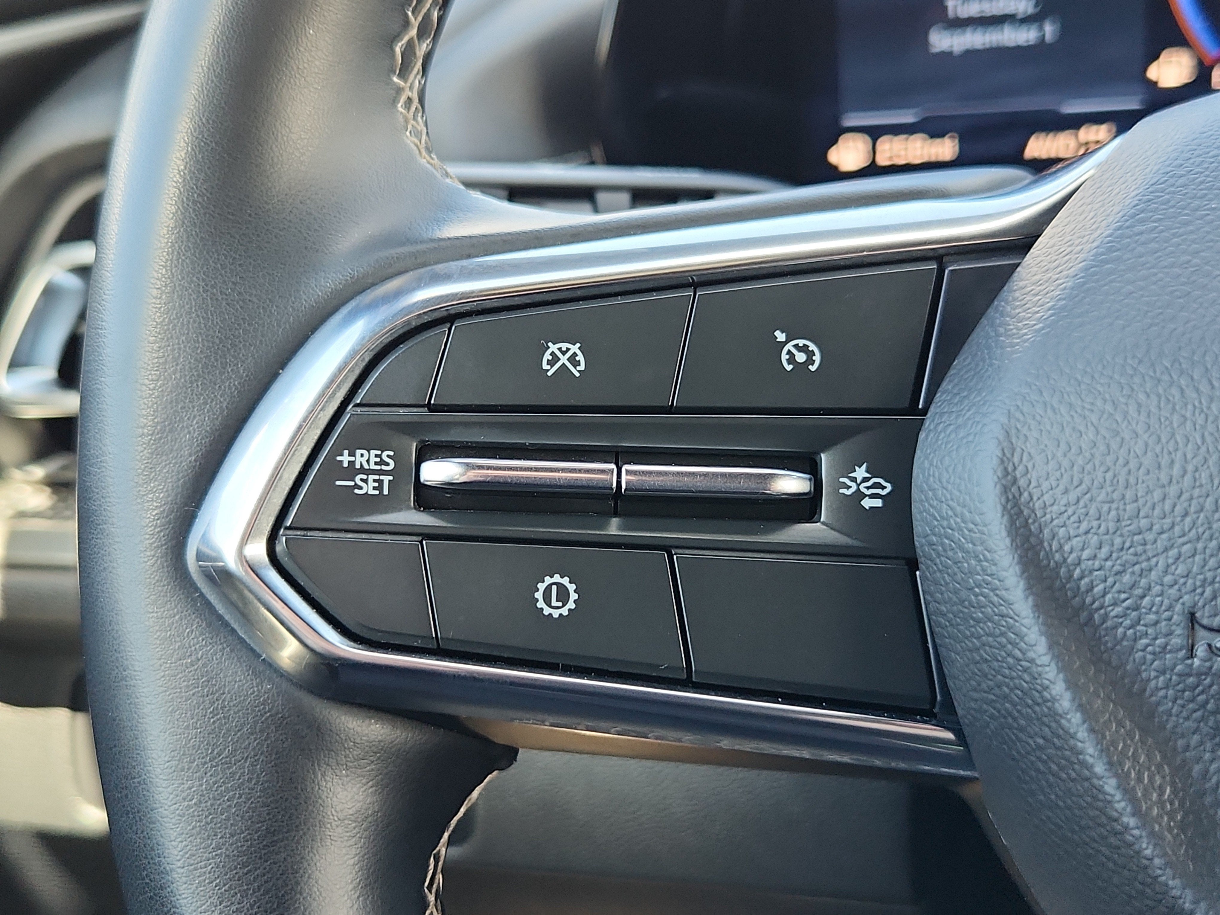2025 Chevrolet Traverse AWD LT