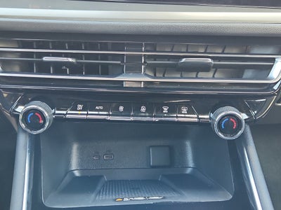 2025 Chevrolet Traverse AWD LT