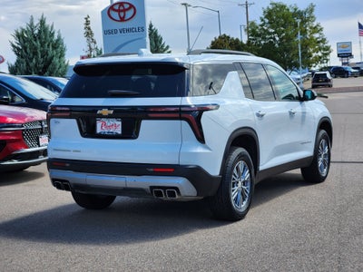 2025 Chevrolet Traverse AWD LT