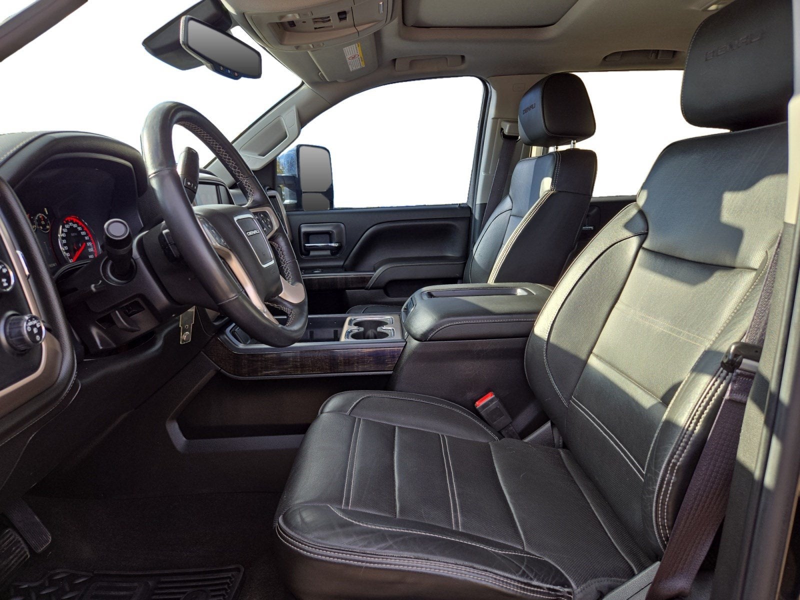 2015 GMC Sierra 2500HD available WiFi Denali