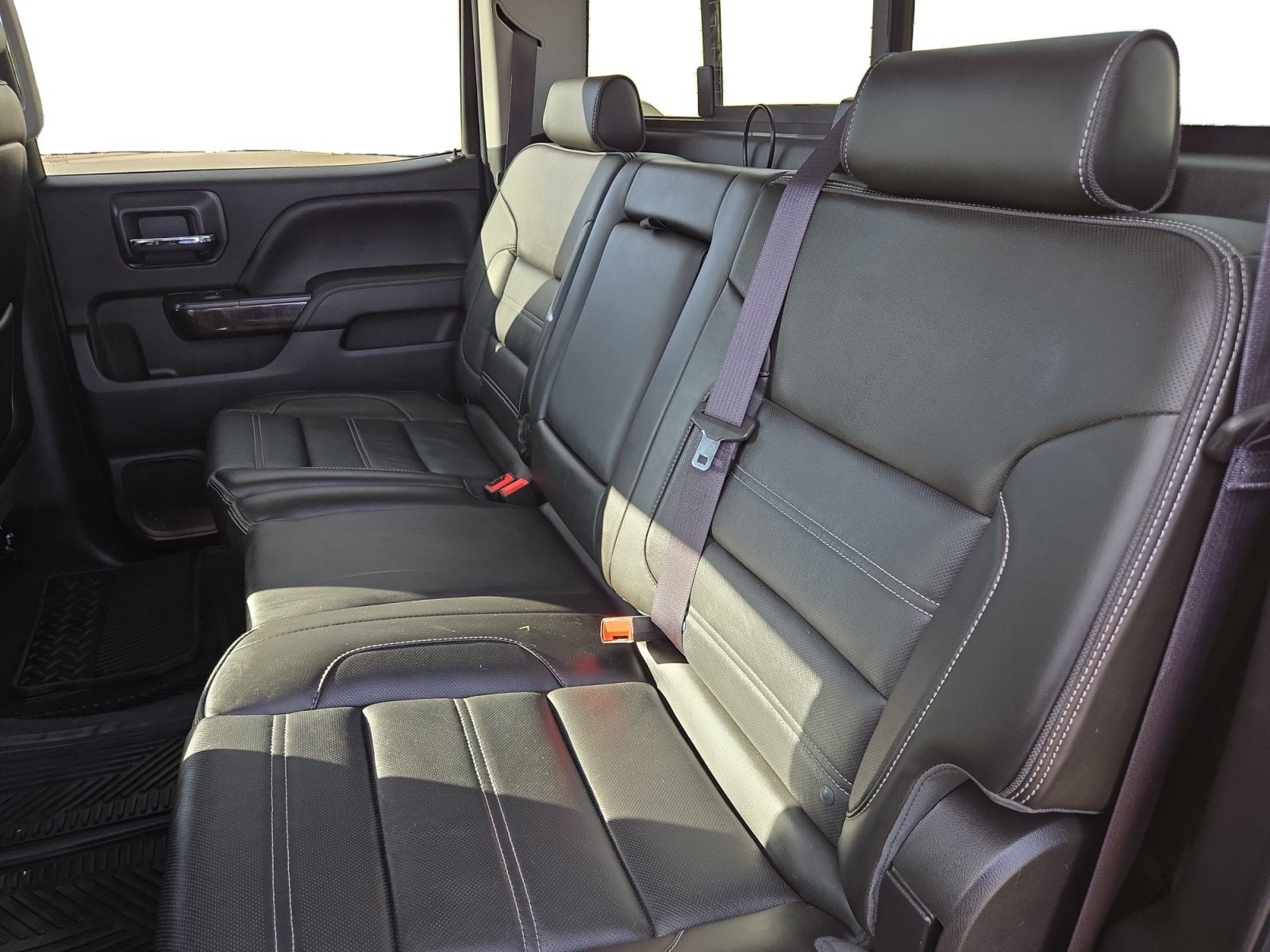 2015 GMC Sierra 2500HD available WiFi Denali
