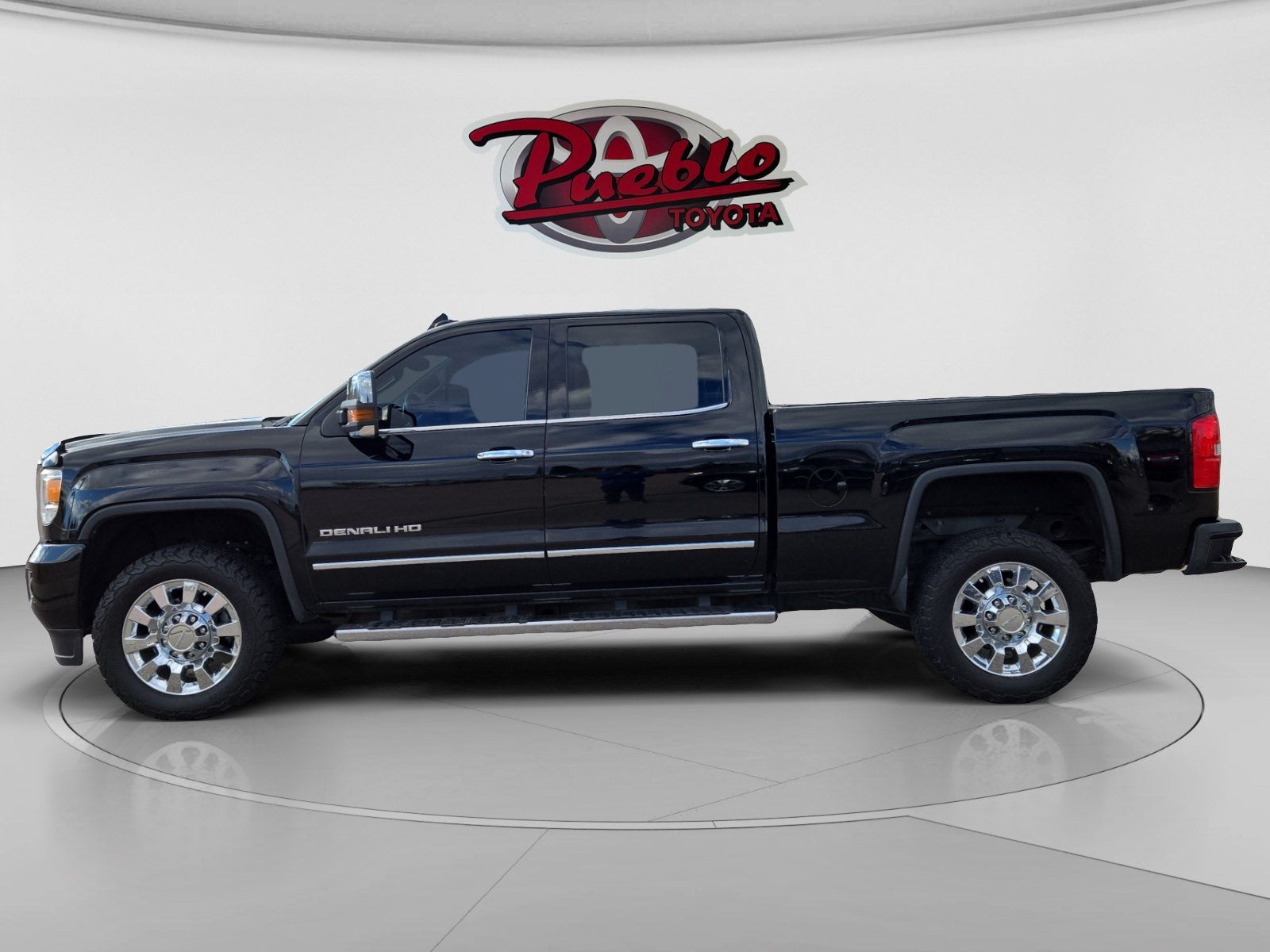 2015 GMC Sierra 2500HD available WiFi Denali