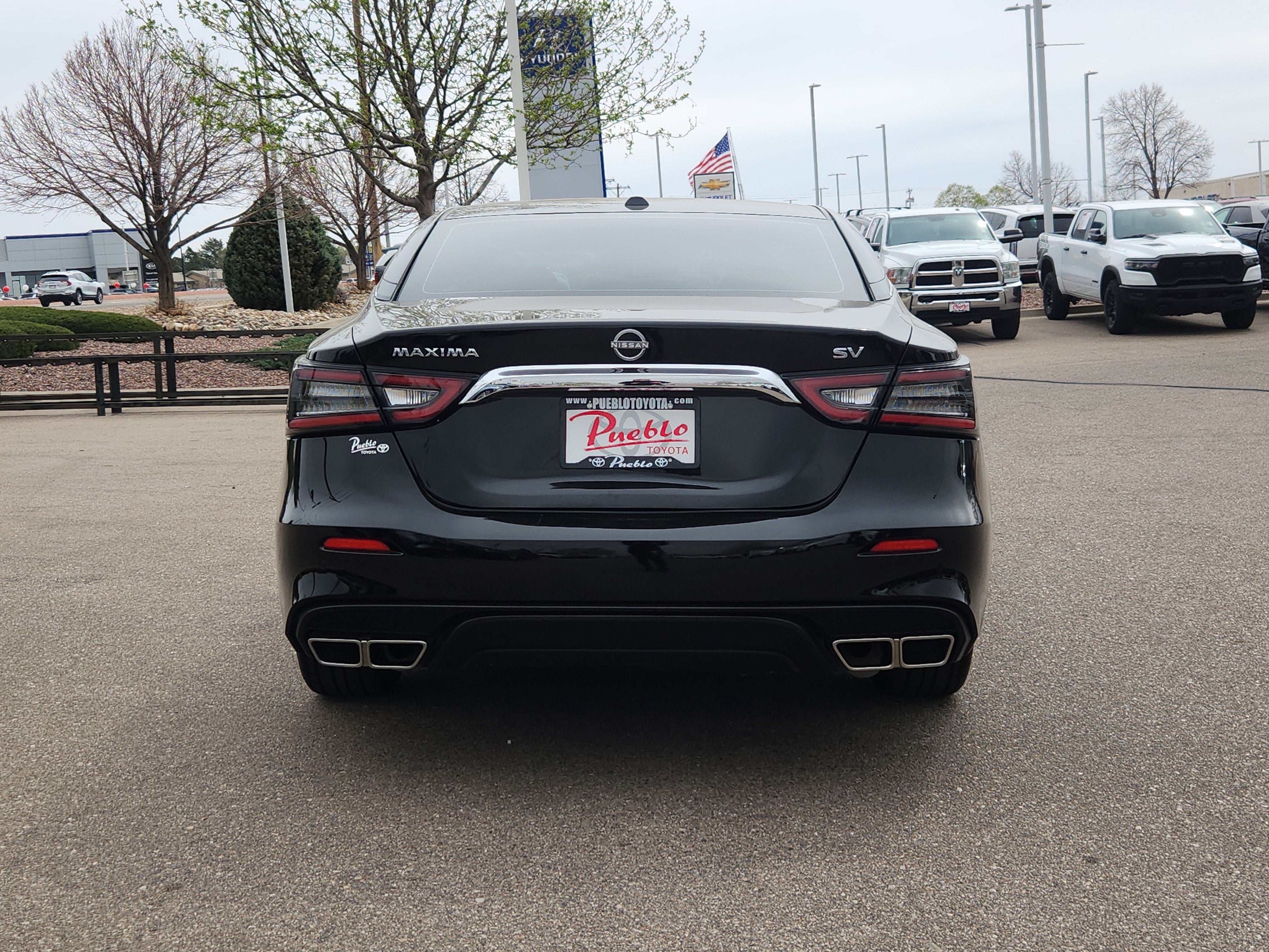 2023 Nissan Maxima SV