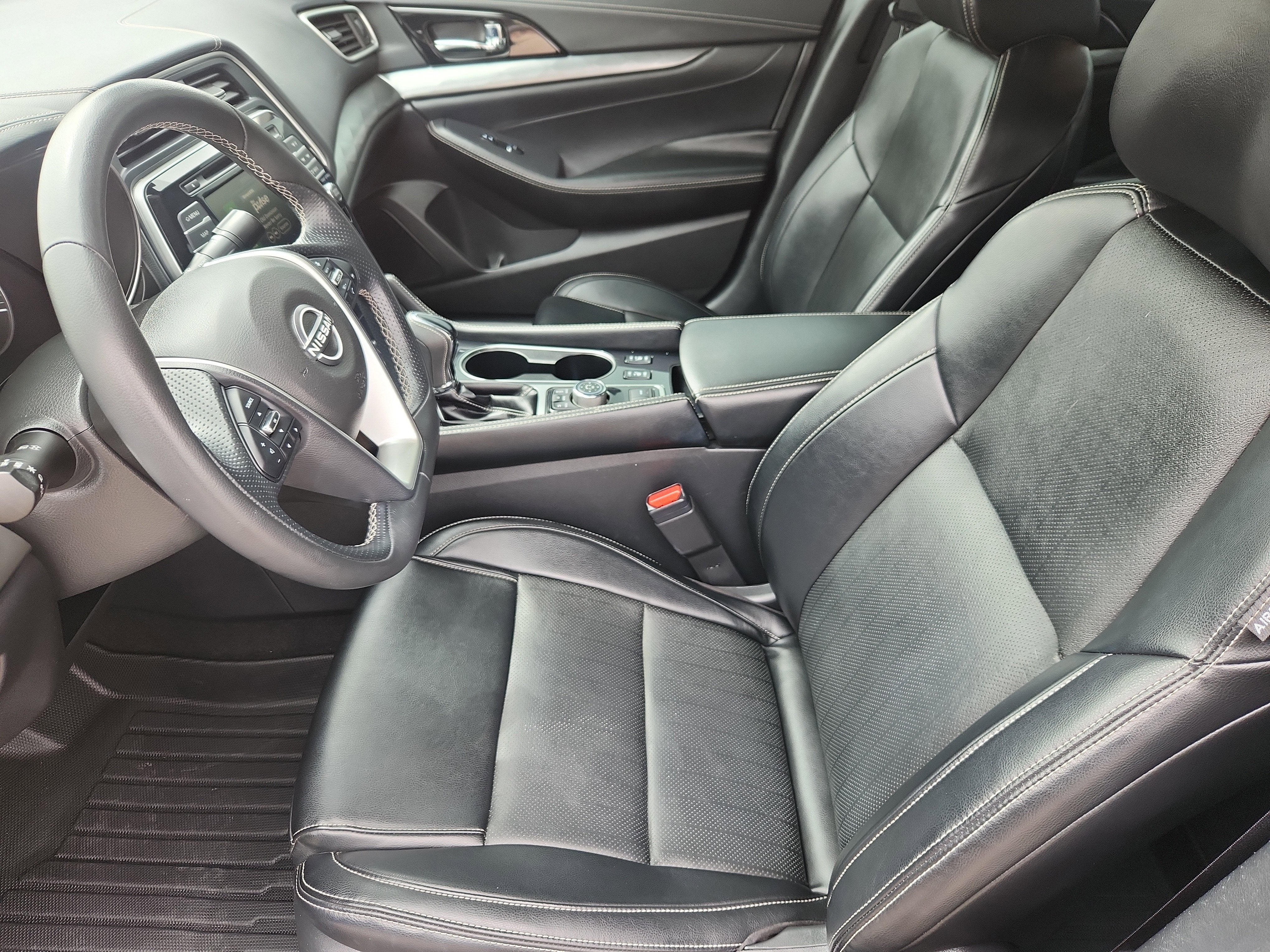2023 Nissan Maxima SV