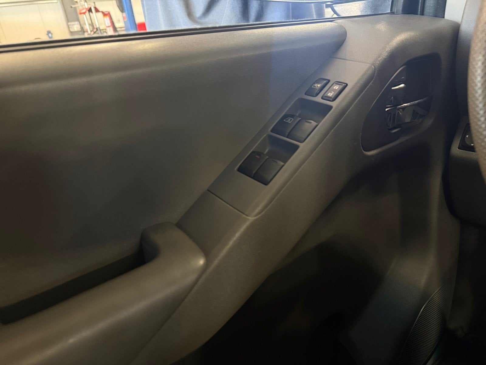 2012 Nissan Frontier SV