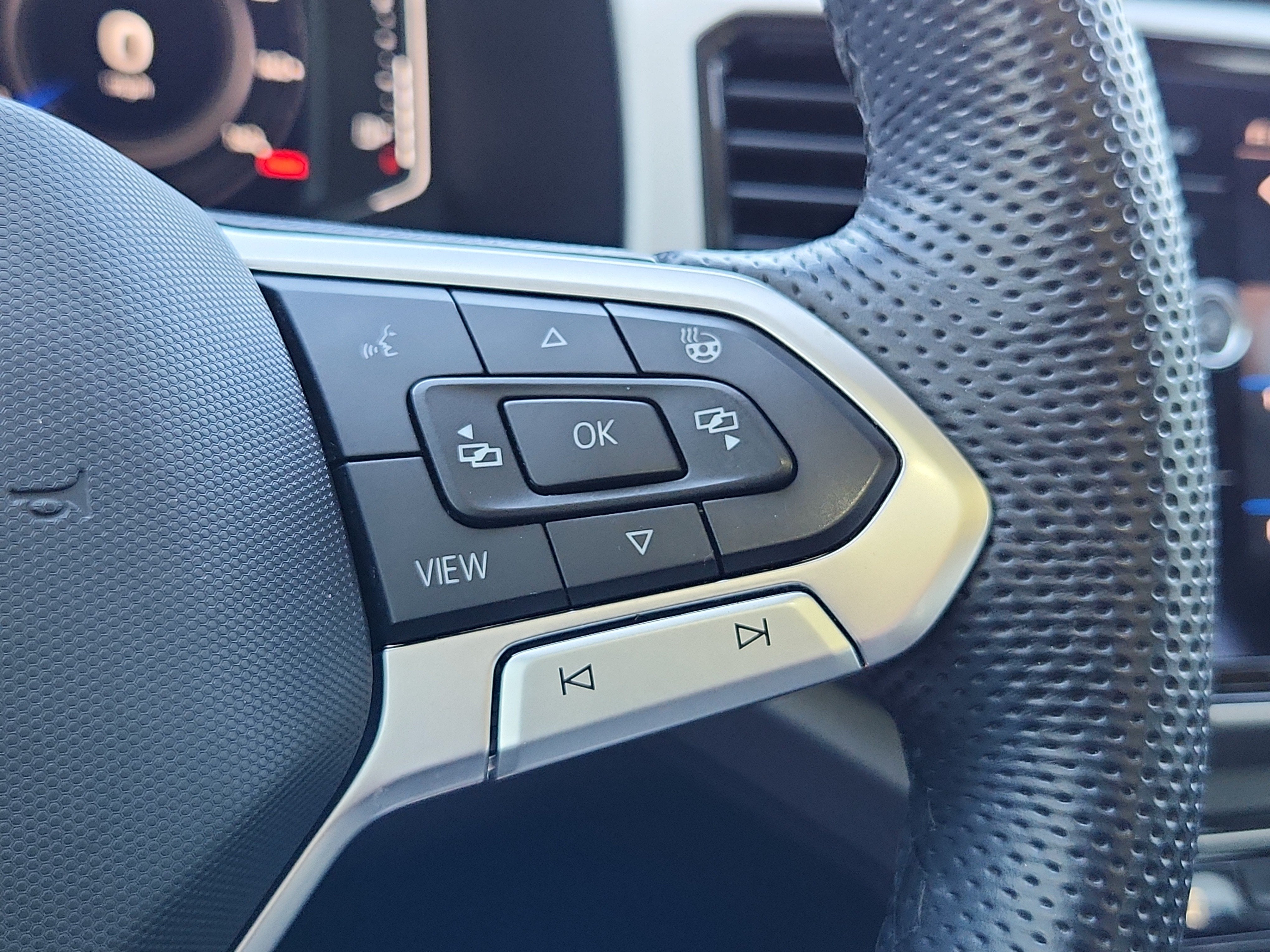 2023 Volkswagen Atlas 3.6L V6 SEL Premium R-Line