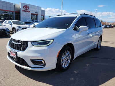 2022 Chrysler Pacifica Touring L