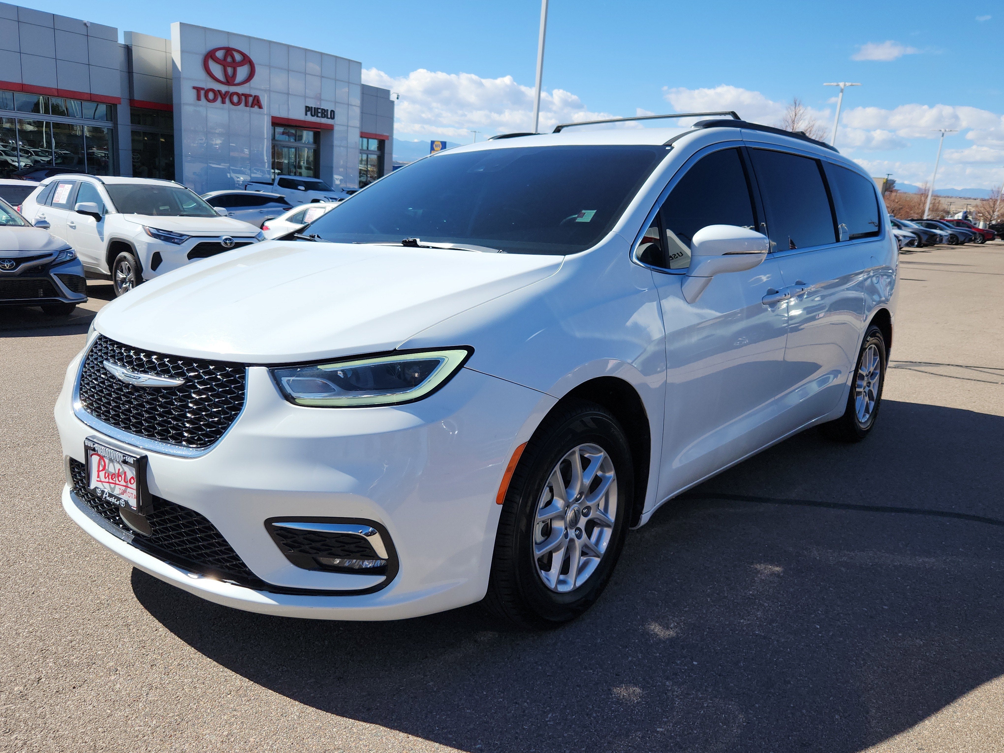 2022 Chrysler Pacifica Touring L