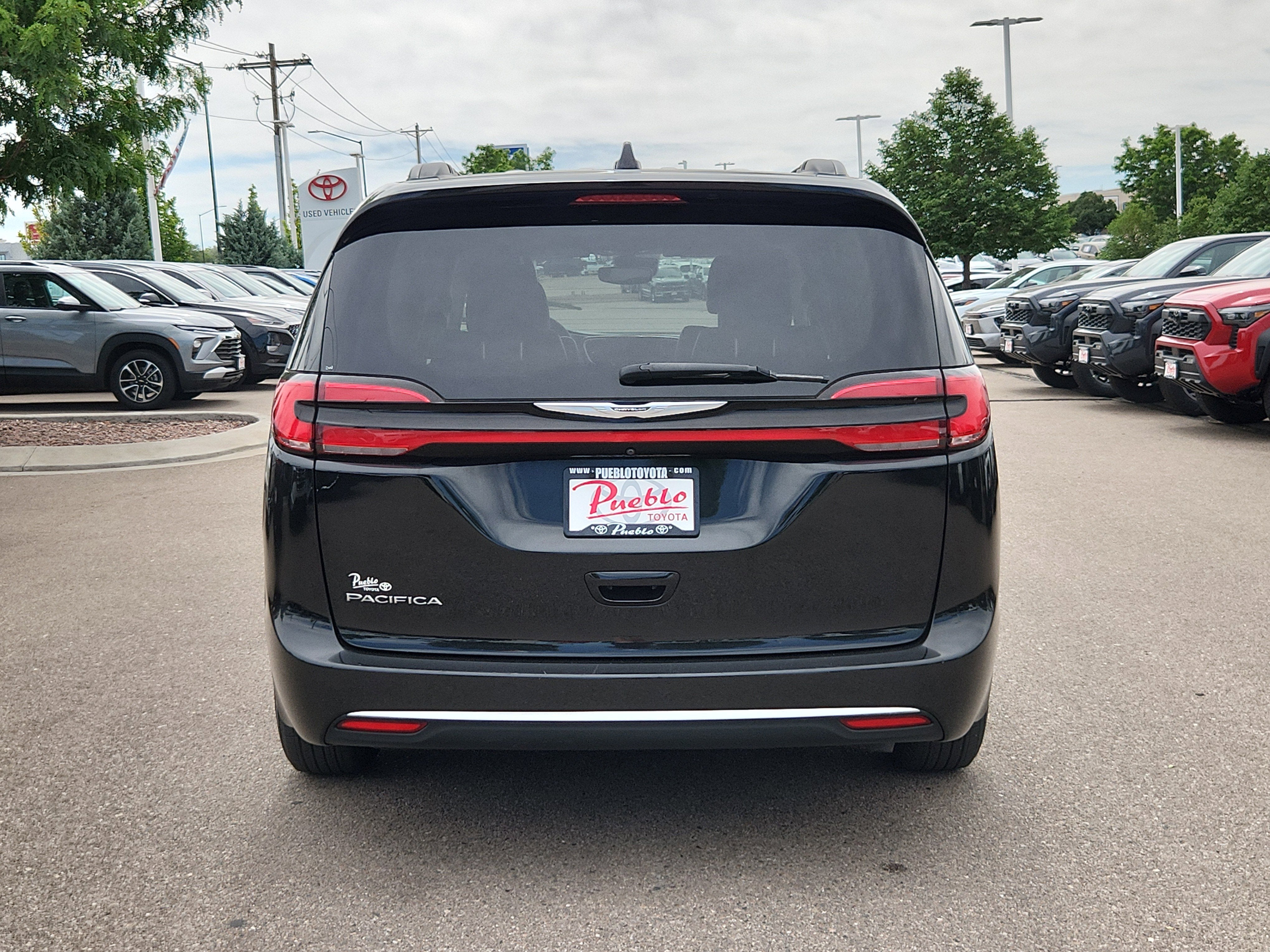 2022 Chrysler Pacifica Touring L