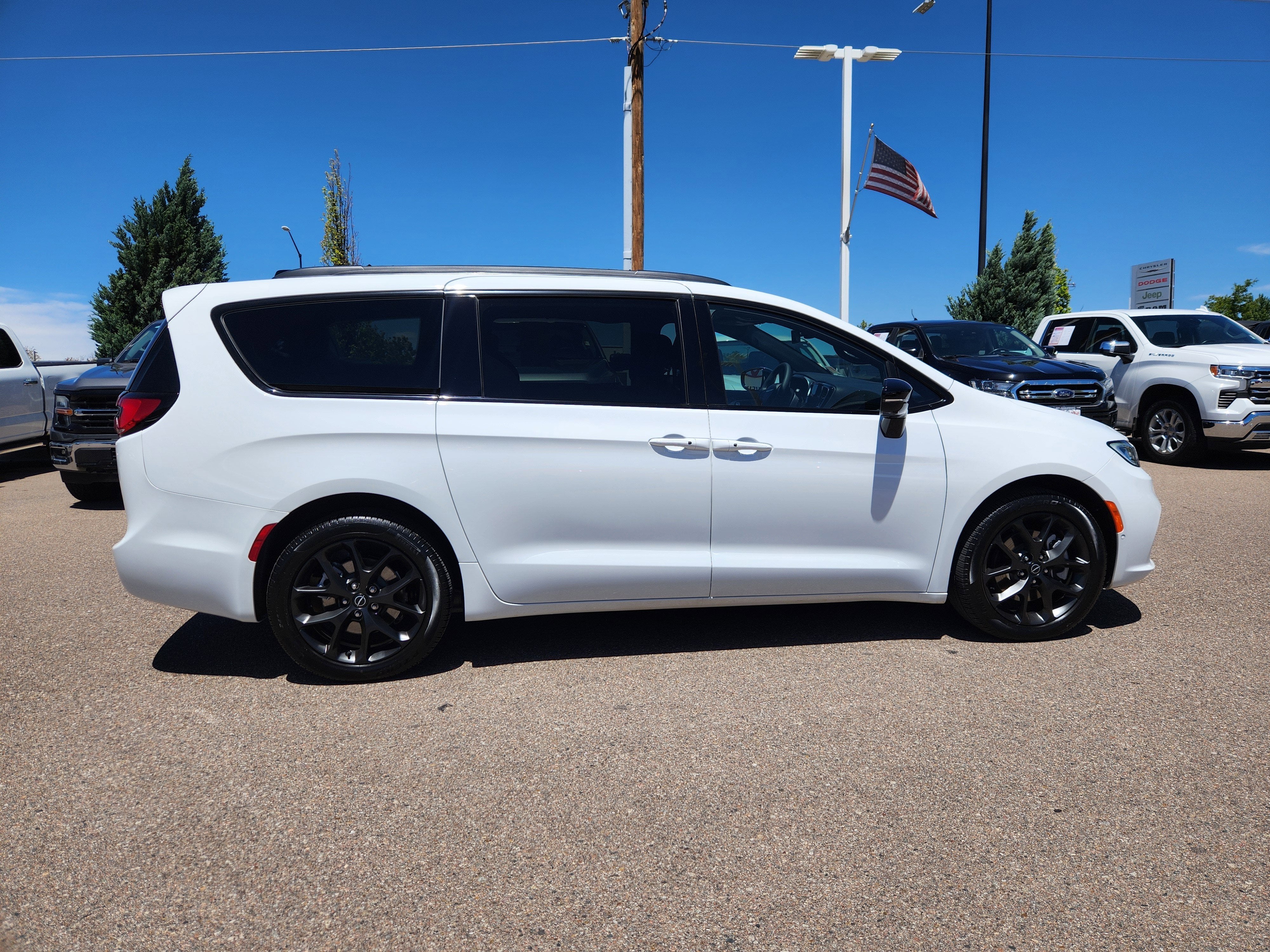 2026 Chrysler Pacifica Limited