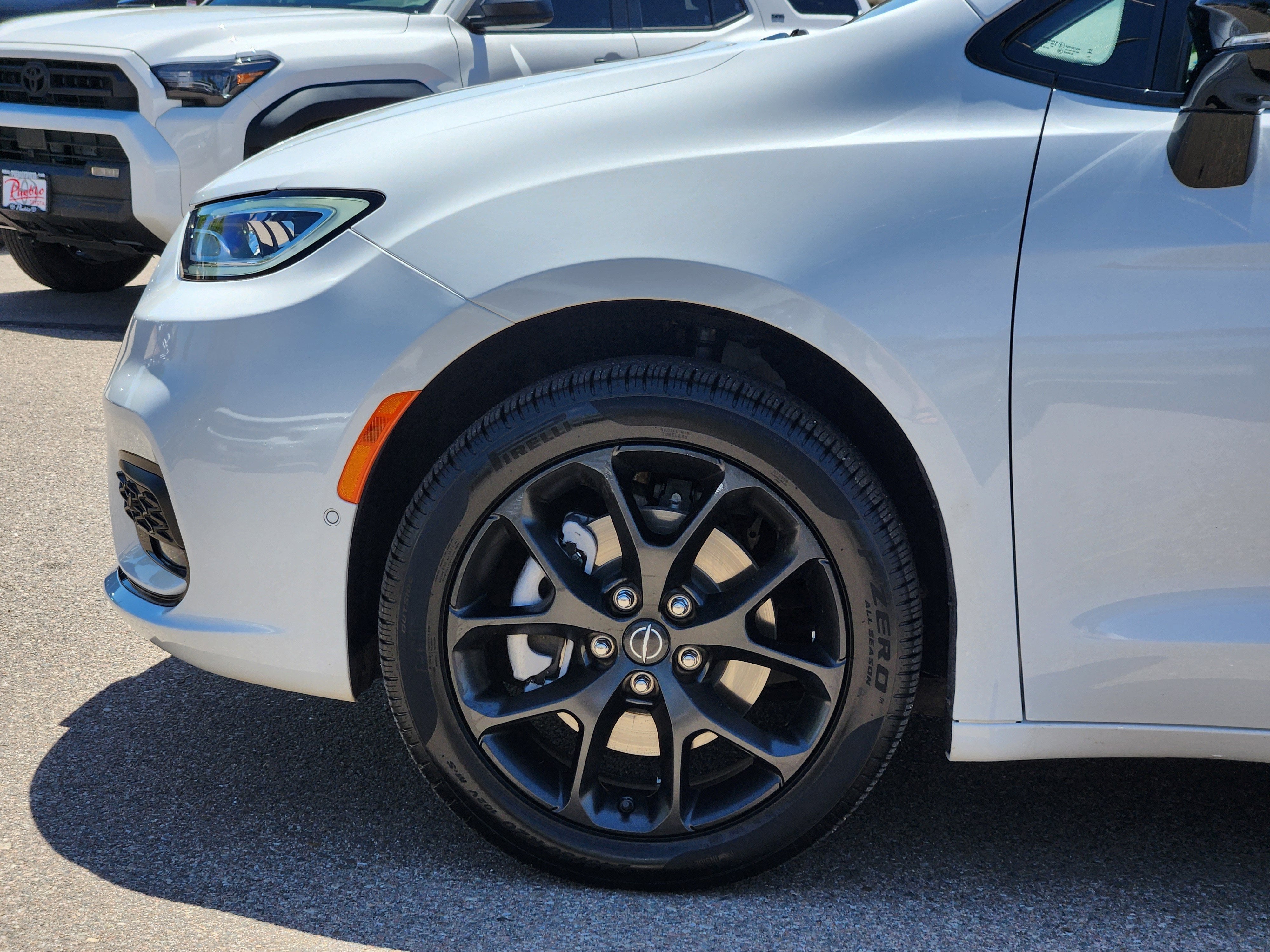 2026 Chrysler Pacifica Limited