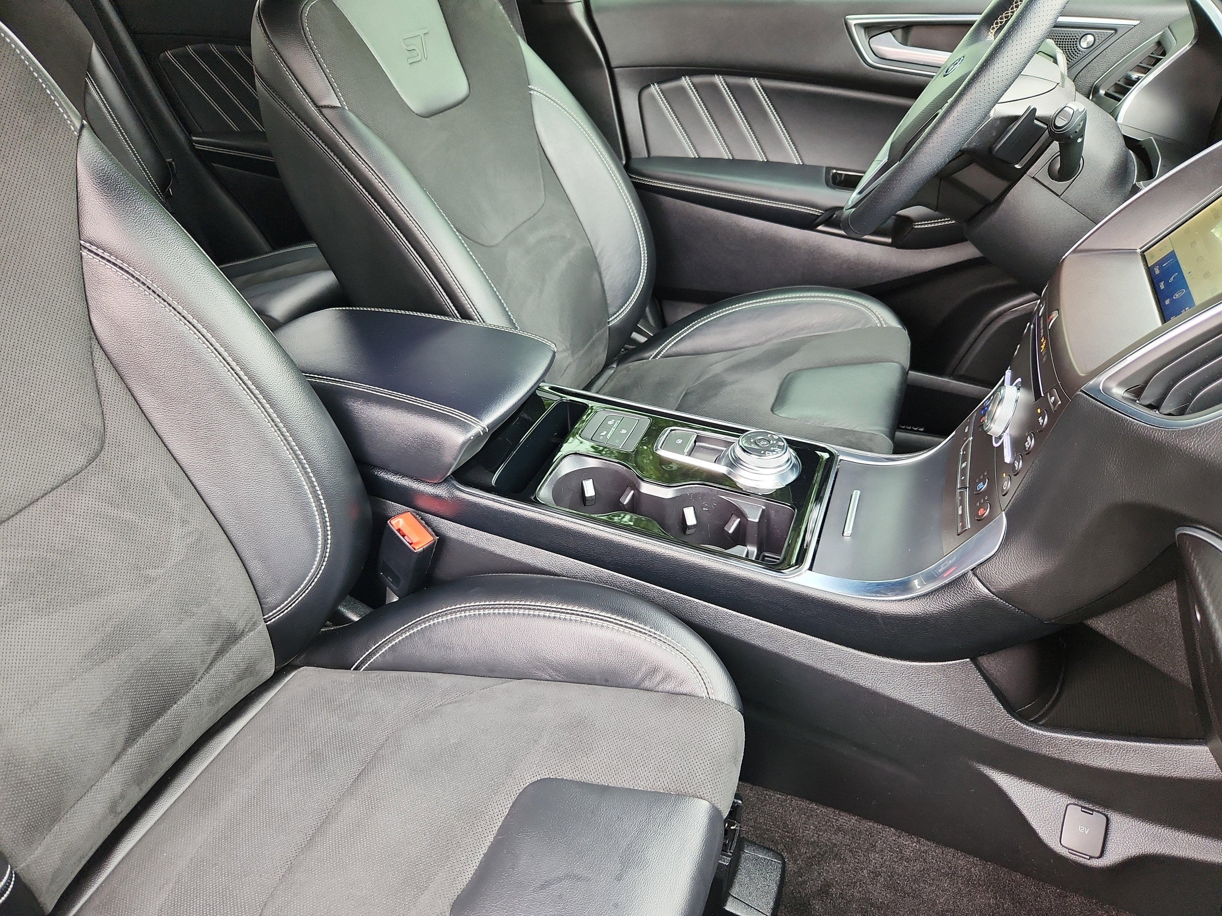 2019 Ford Edge ST