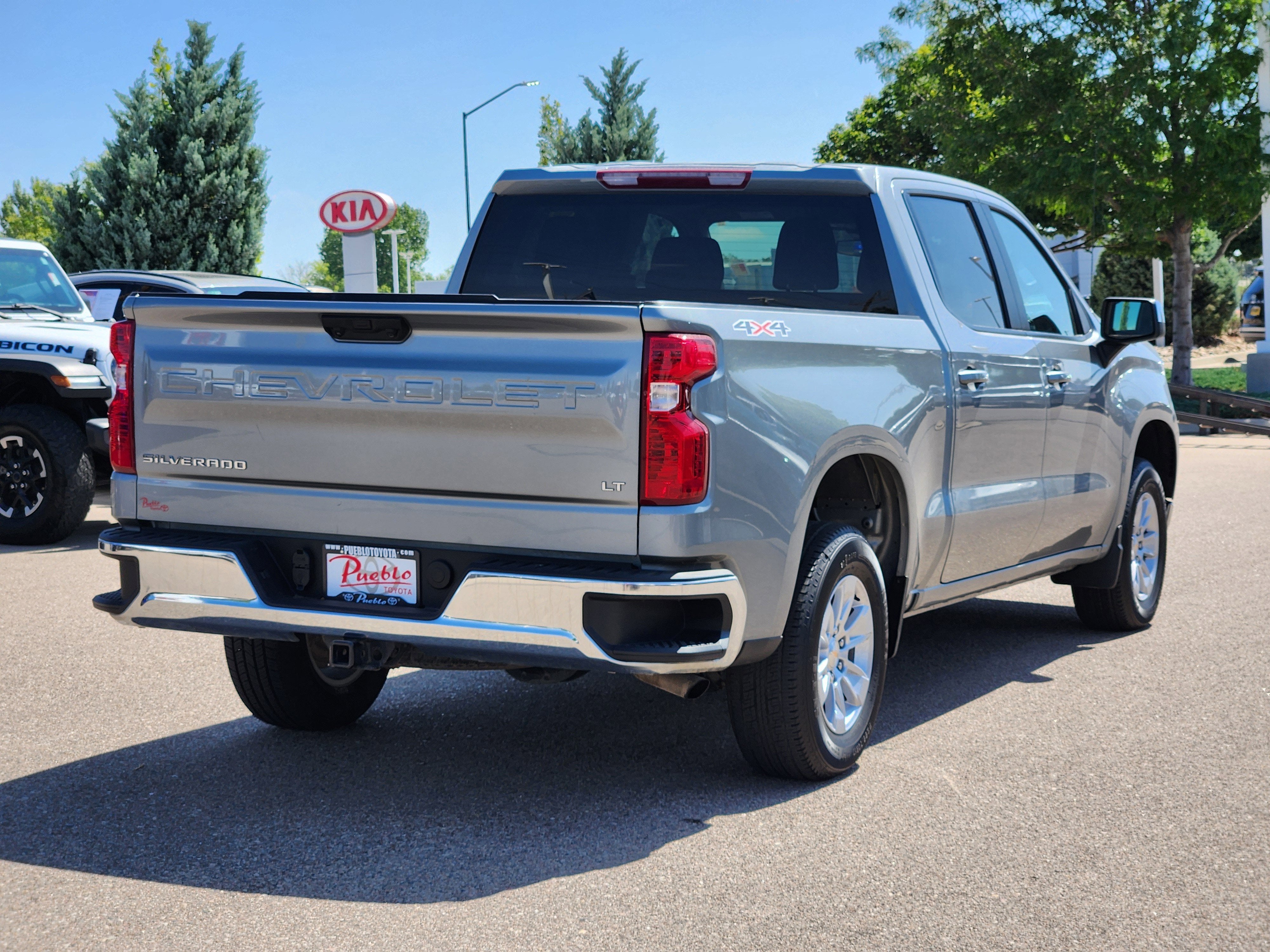 2025 Chevrolet Silverado 1500 LT