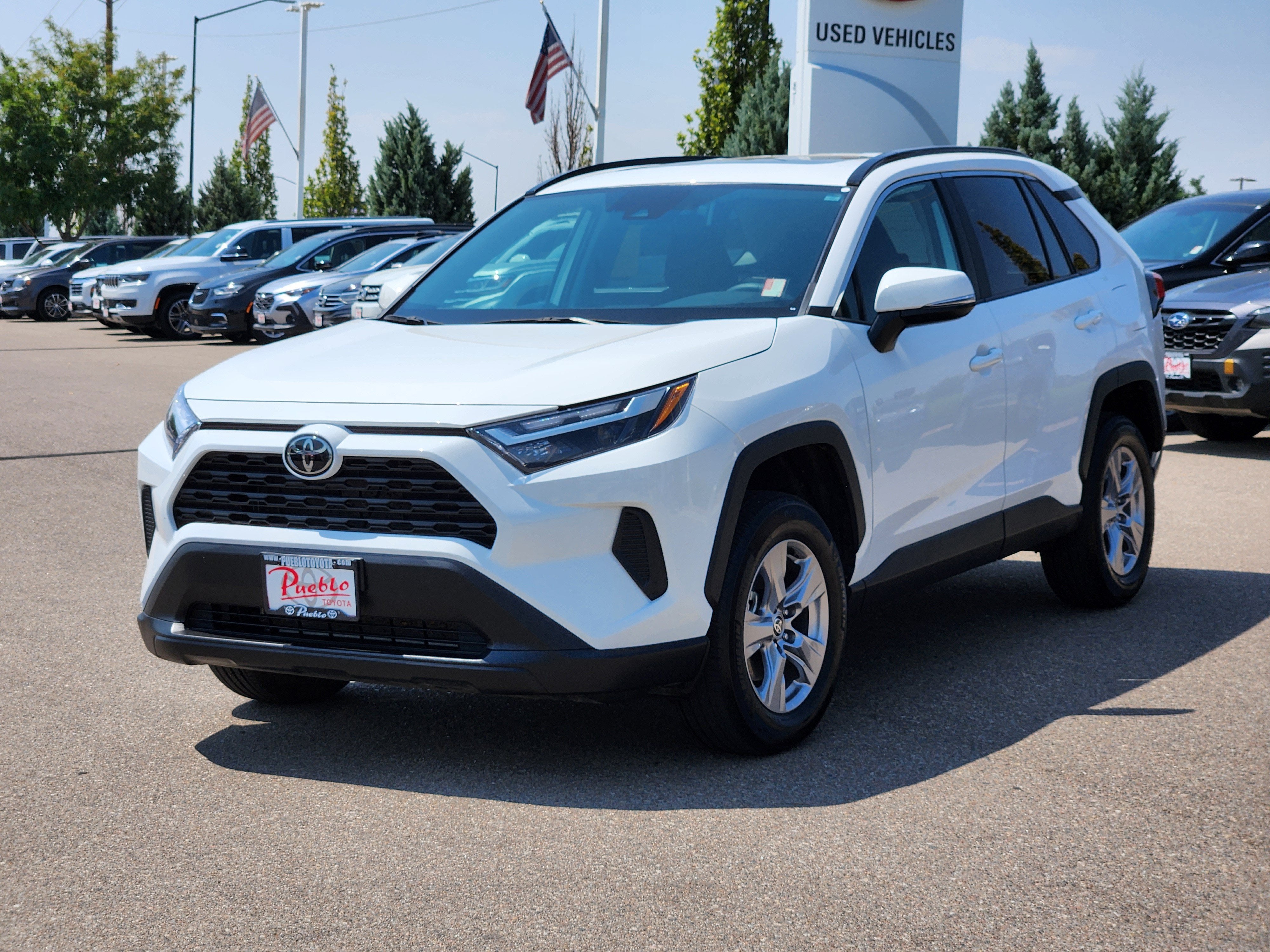 2023 Toyota RAV4 XLE