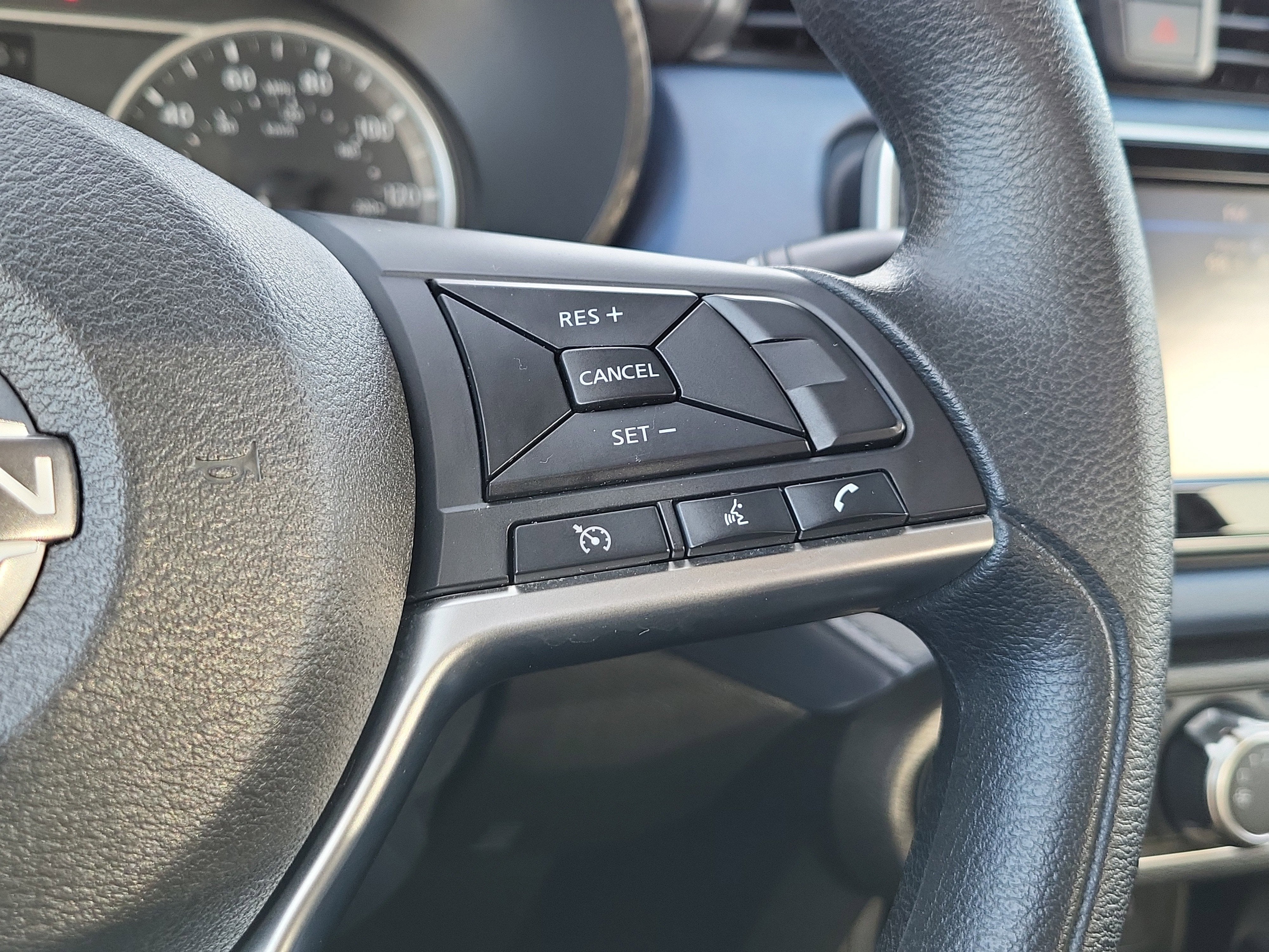 2023 Nissan Versa SV