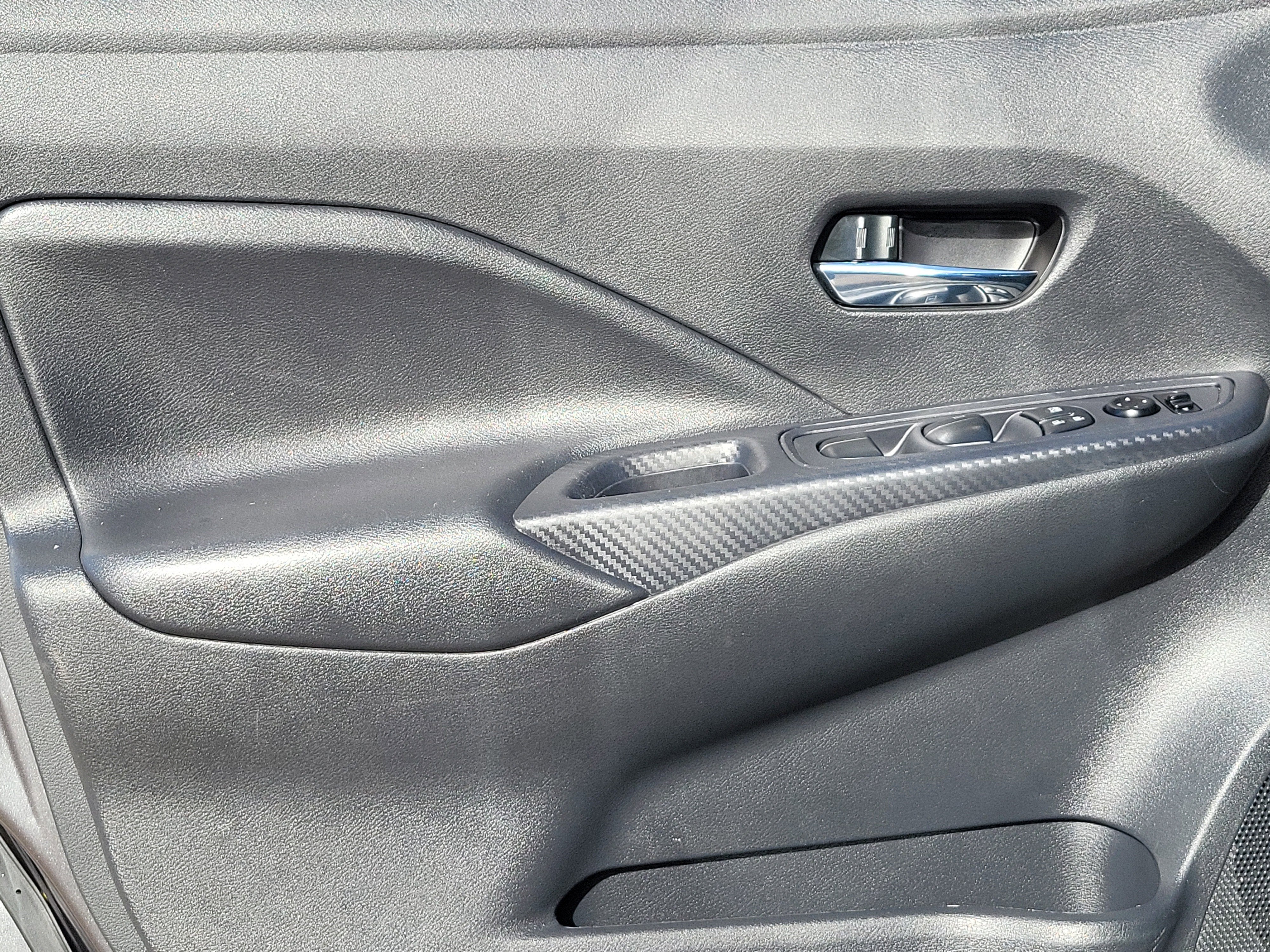 2023 Nissan Versa SV