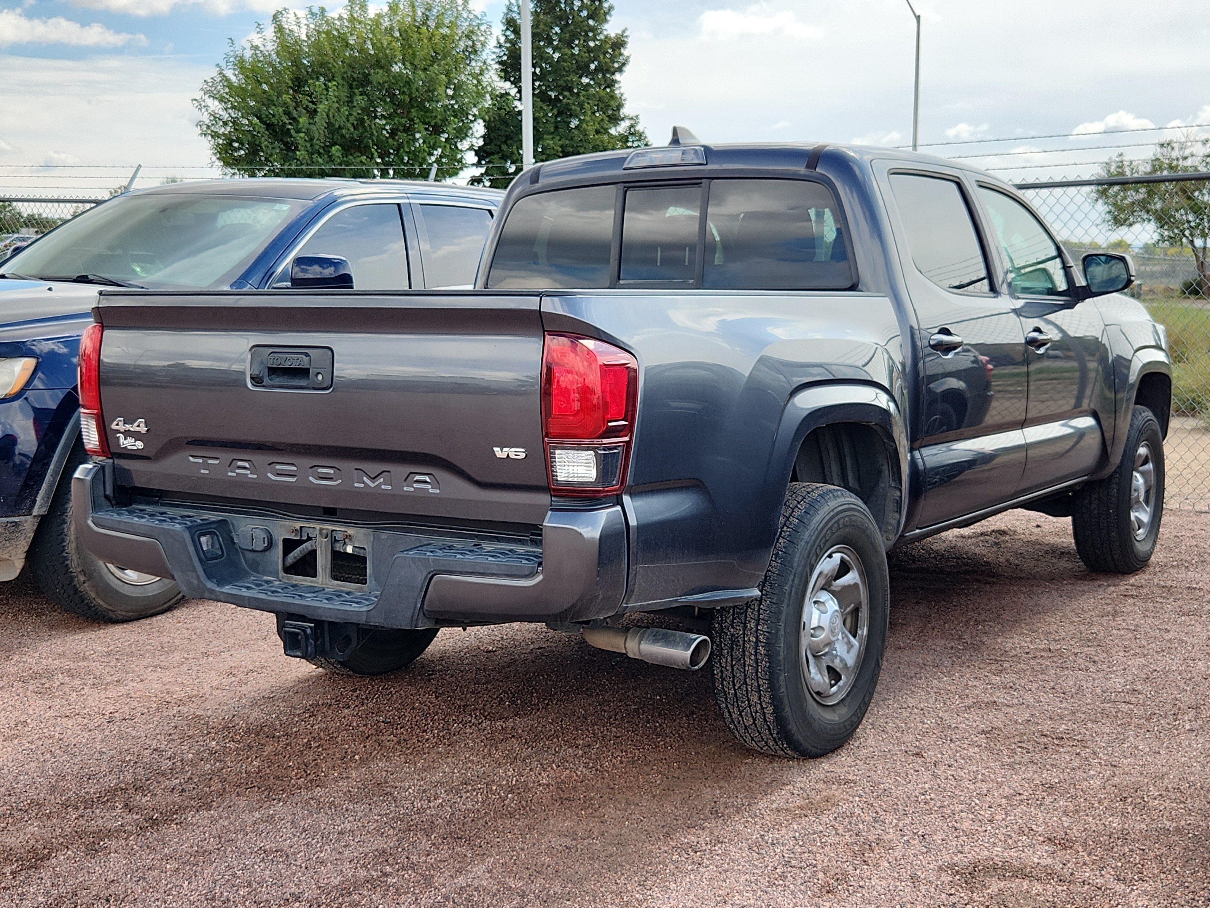 2022 Toyota Tacoma SR
