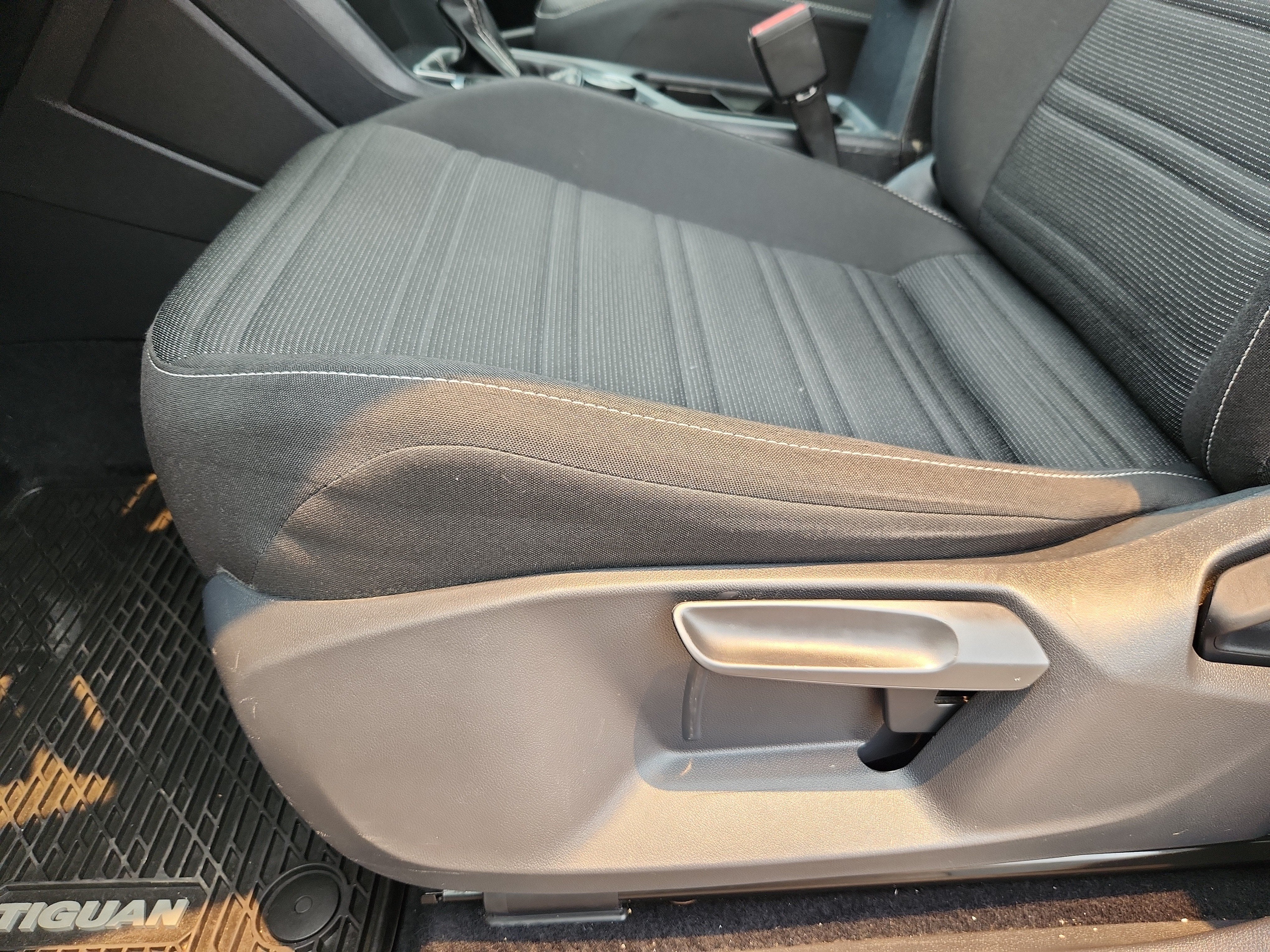 2022 Volkswagen Tiguan S
