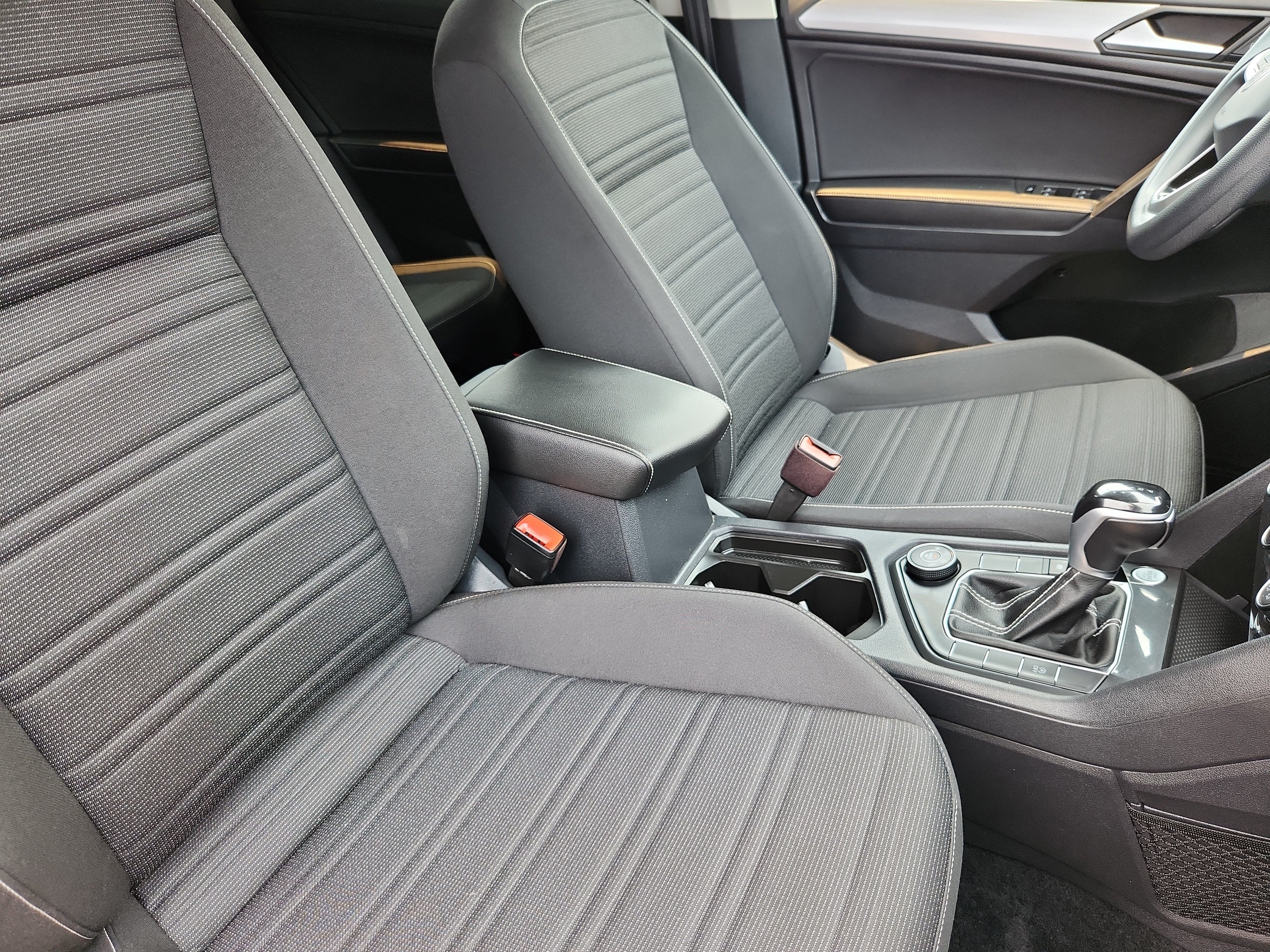 2022 Volkswagen Tiguan S