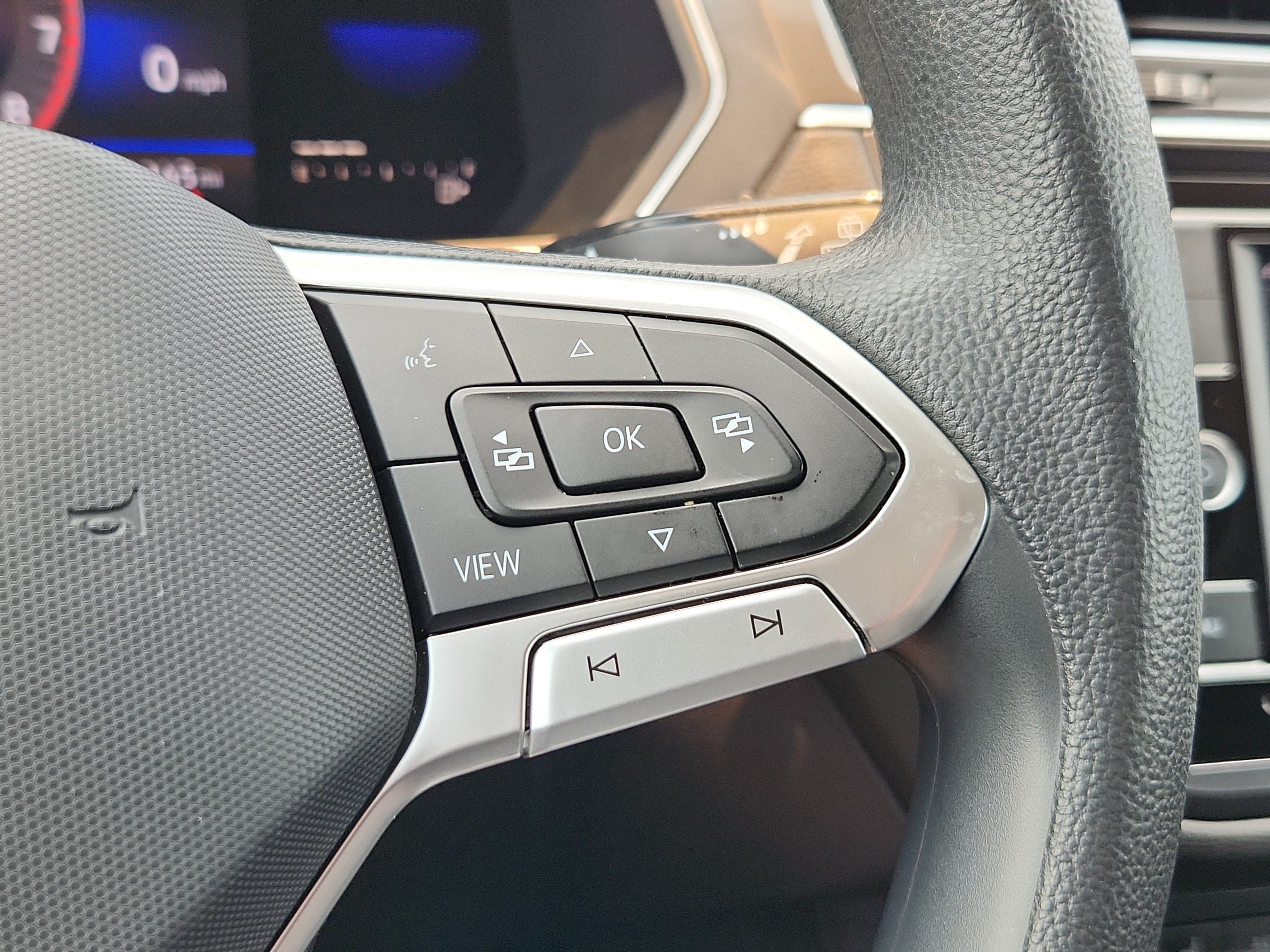 2022 Volkswagen Tiguan S