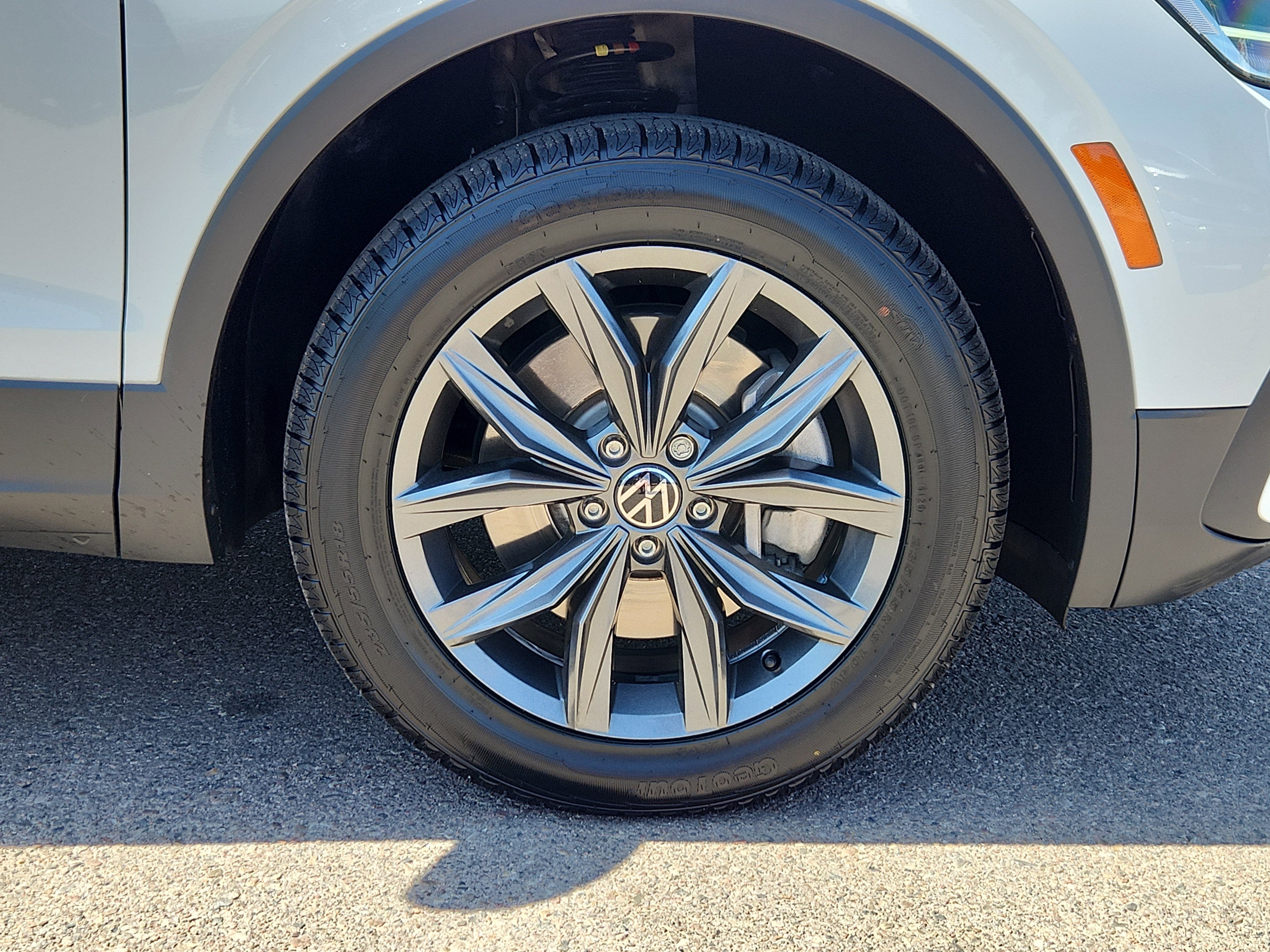 2022 Volkswagen Tiguan SE
