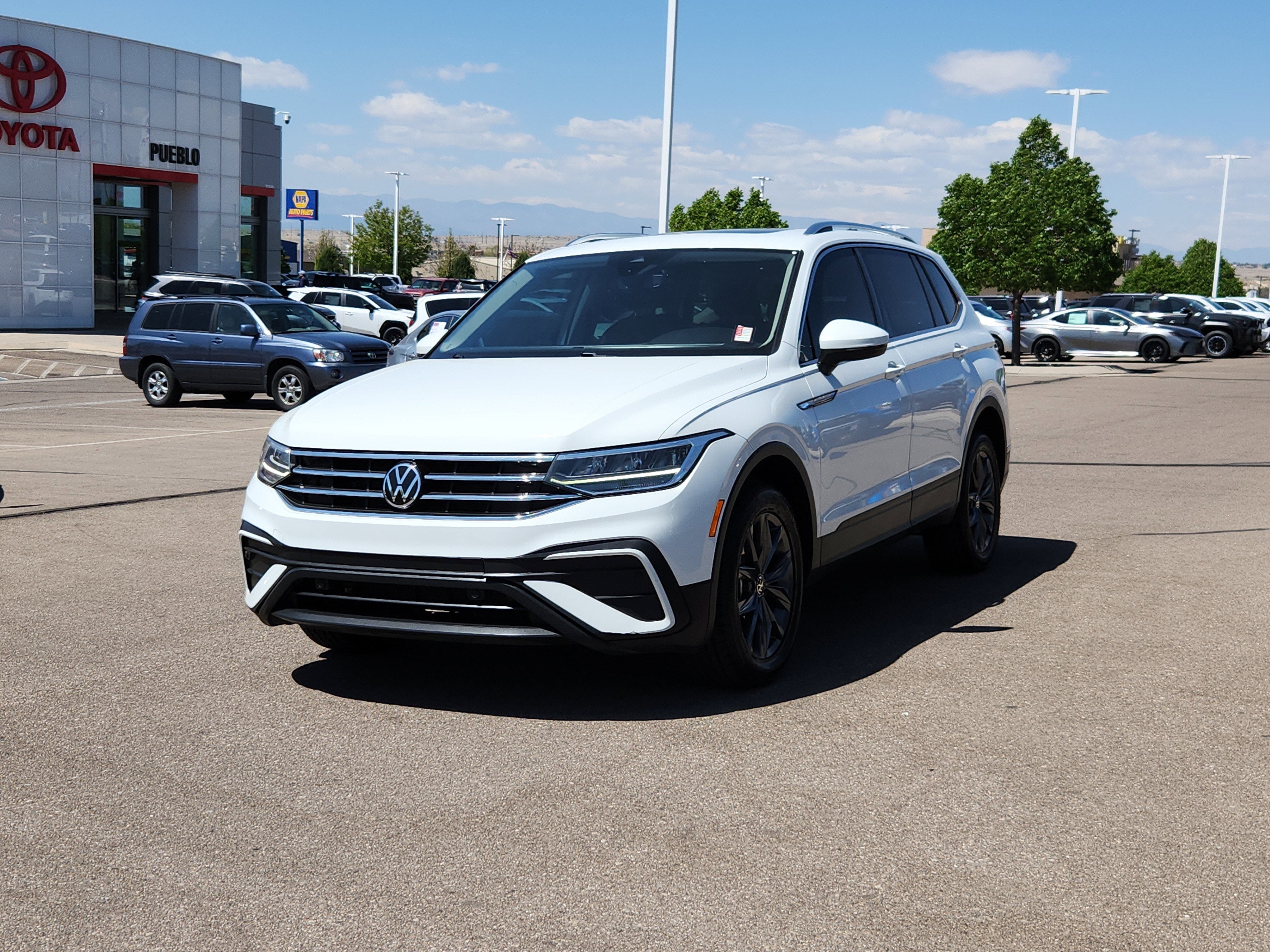 2022 Volkswagen Tiguan SE
