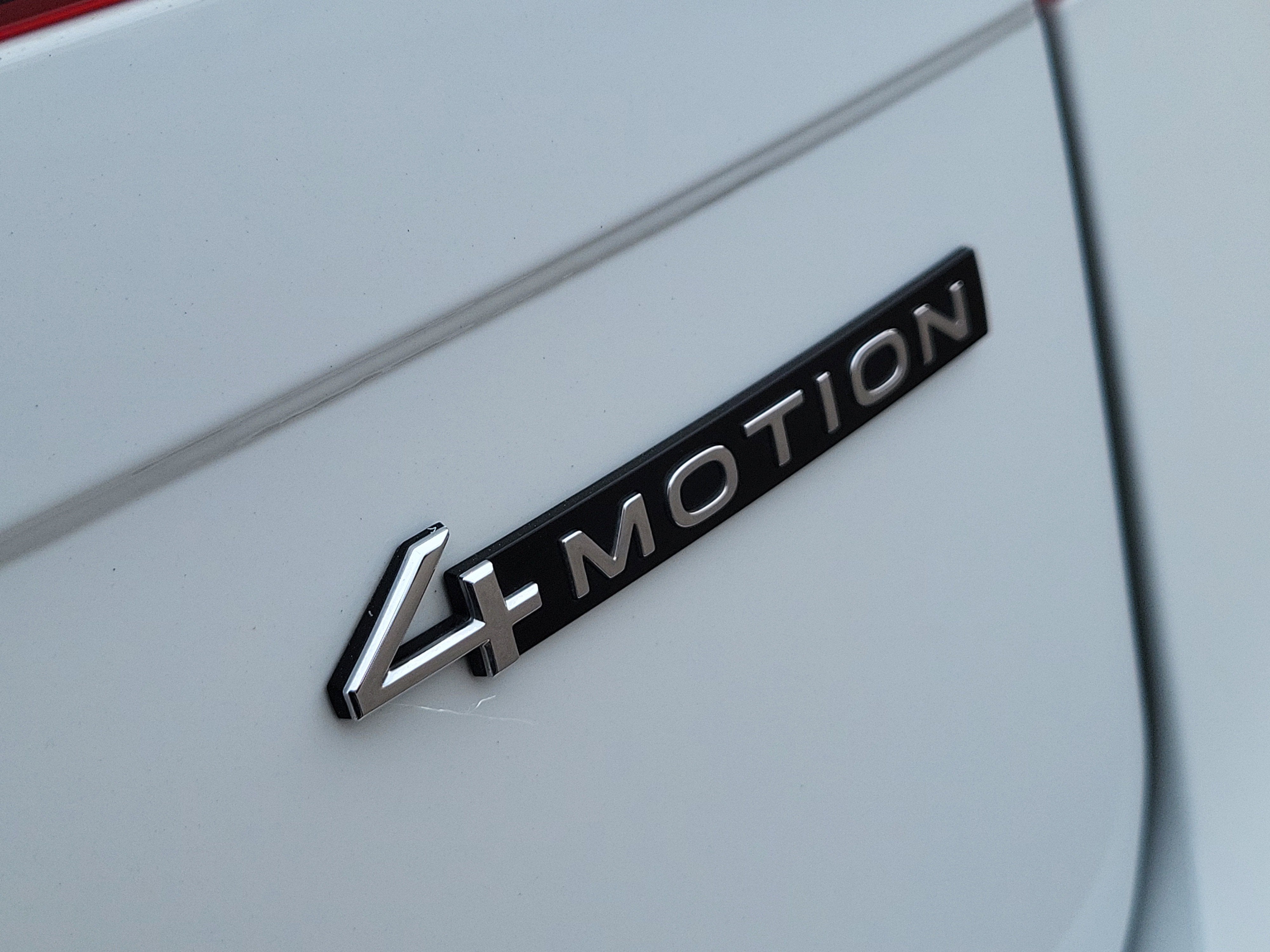 2024 Volkswagen Tiguan Wolfsburg Edition