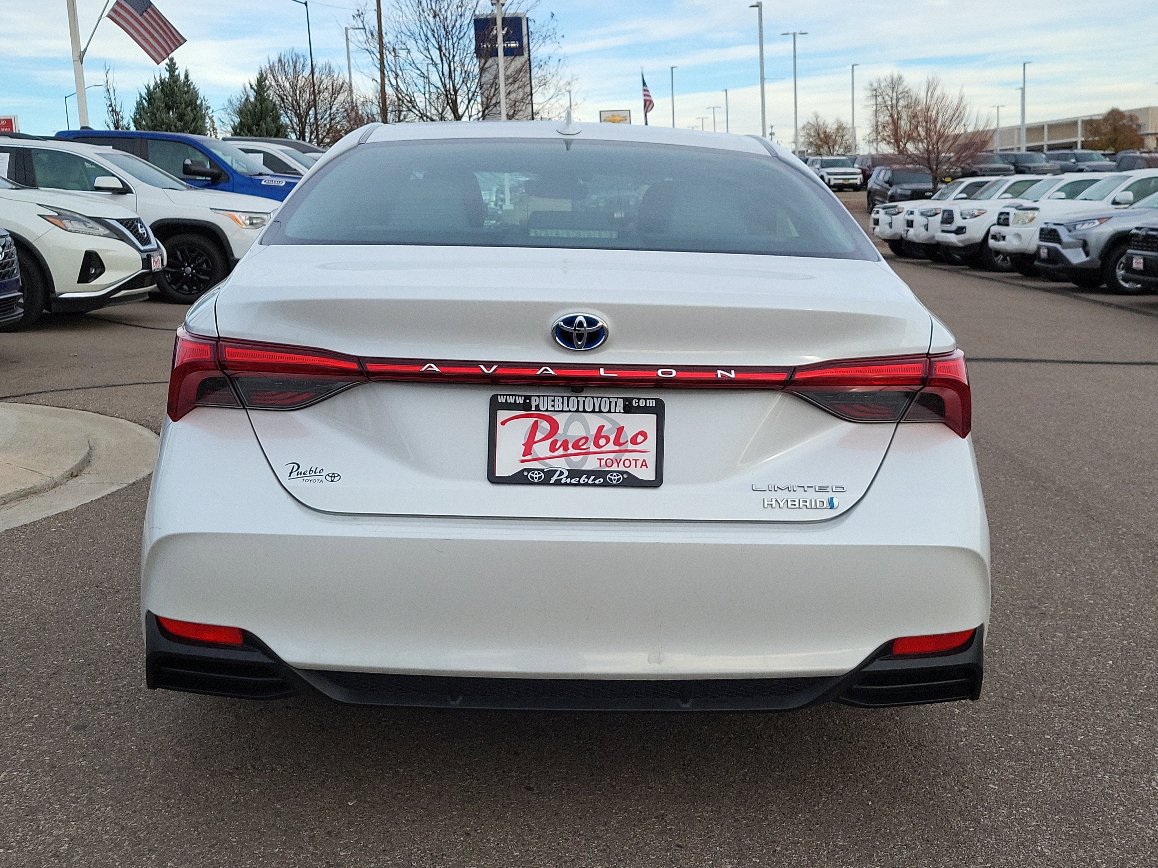 2019 Toyota Avalon Hybrid Limited