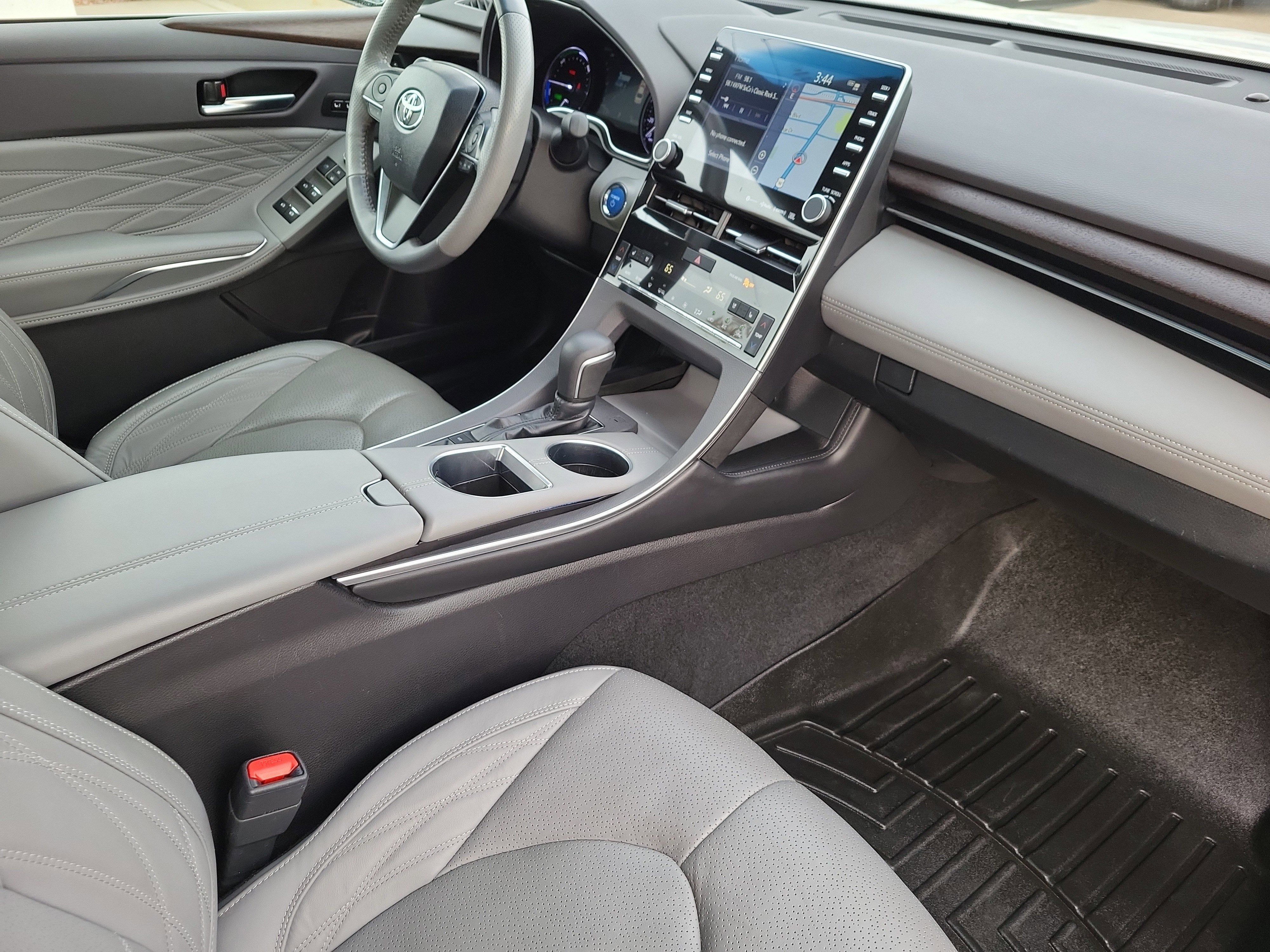 2019 Toyota Avalon Hybrid Limited