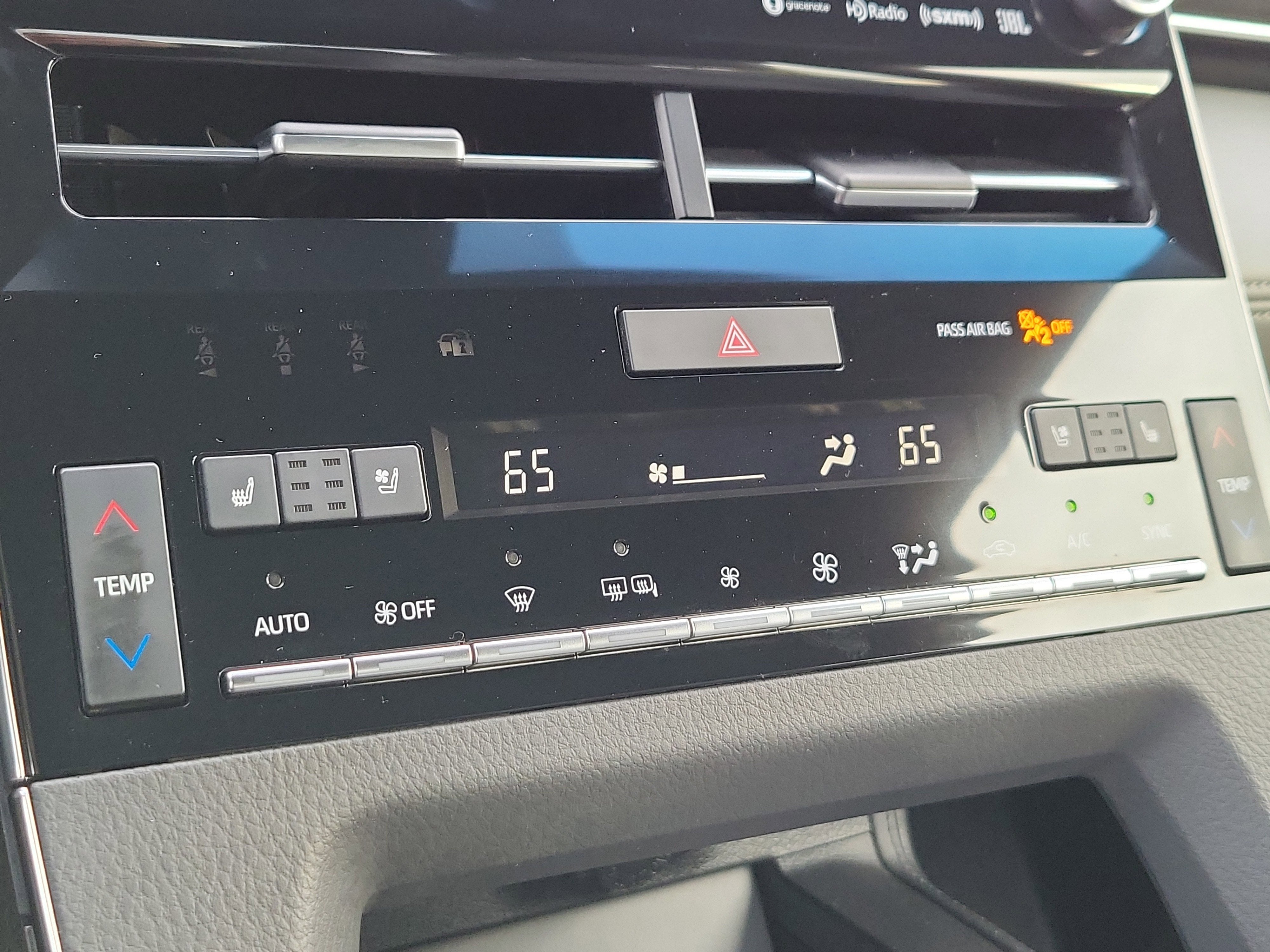 2019 Toyota Avalon Hybrid Limited