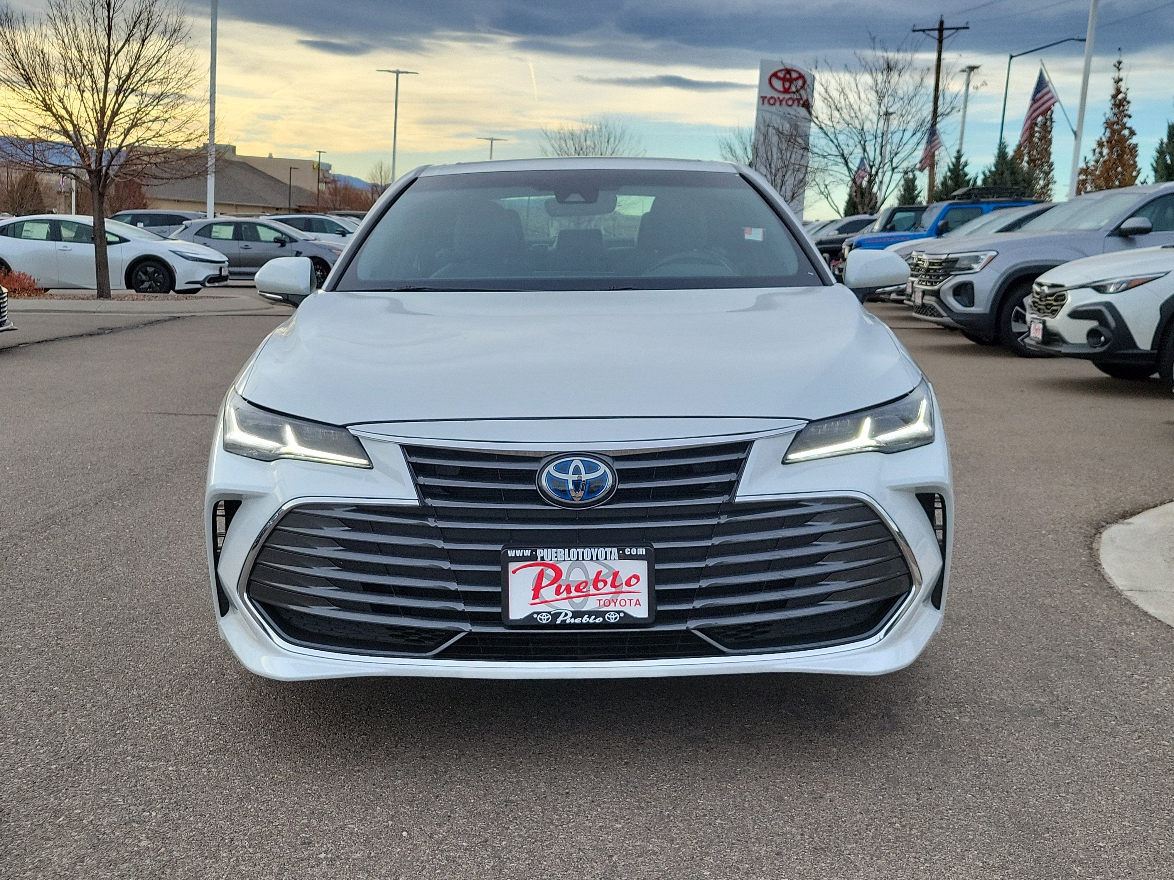 2019 Toyota Avalon Hybrid Limited