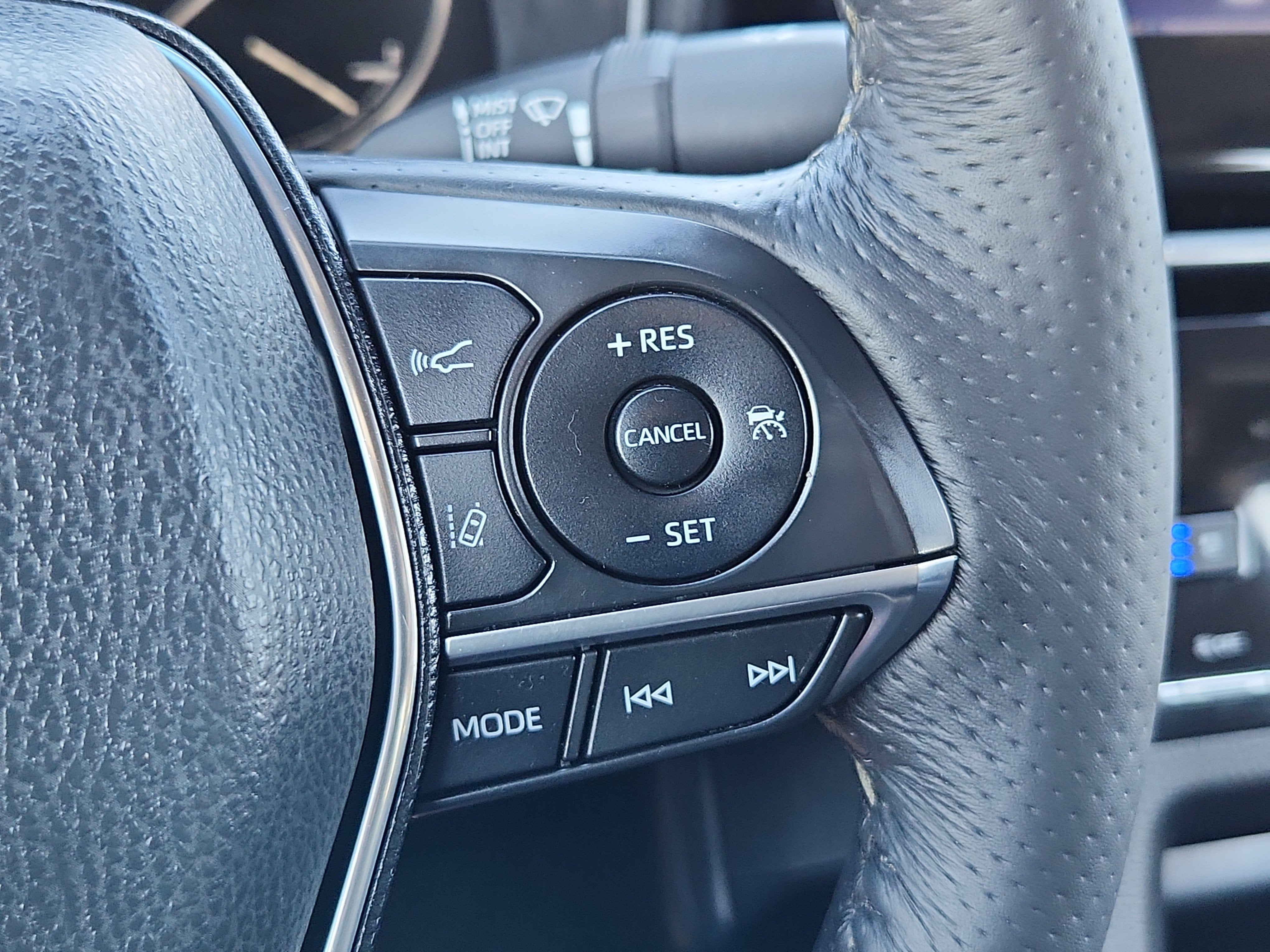 2021 Toyota Avalon Hybrid Limited