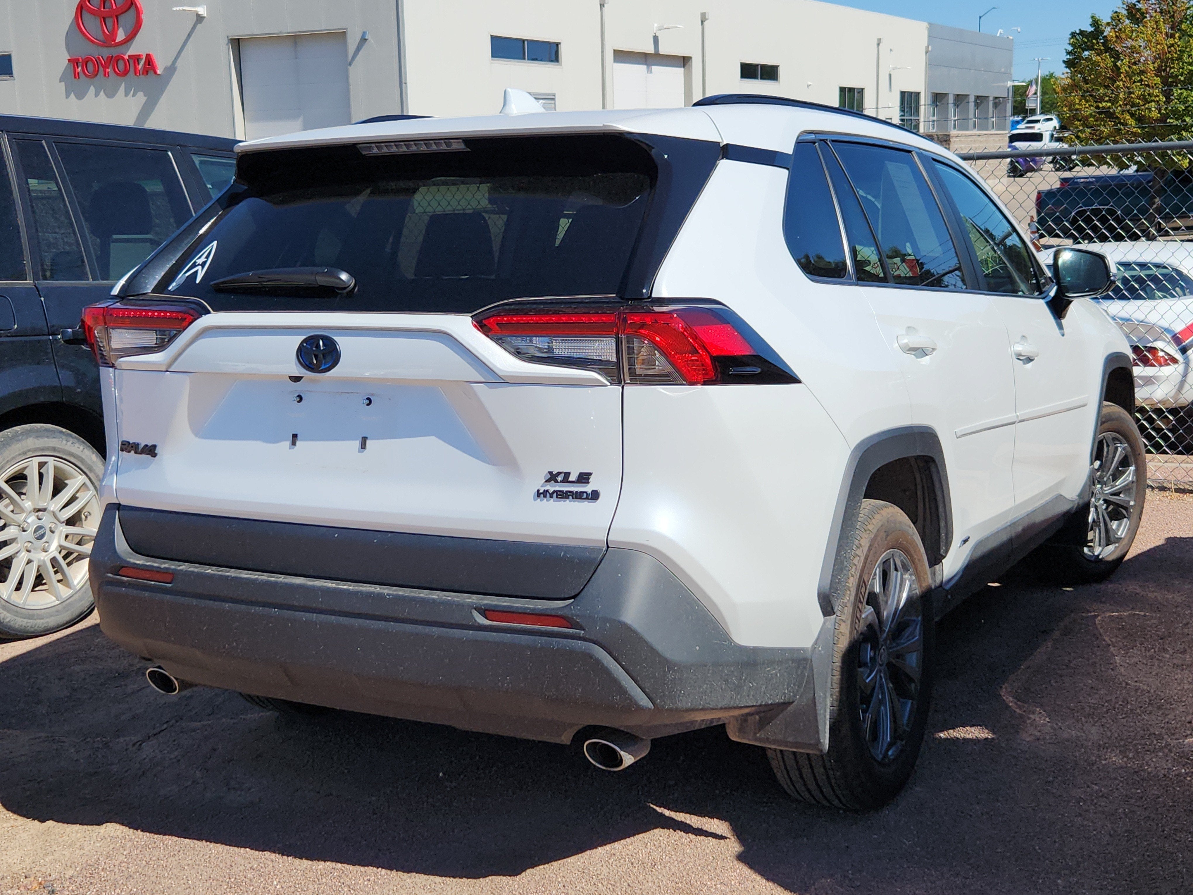 2024 Toyota RAV4 Hybrid XLE Premium