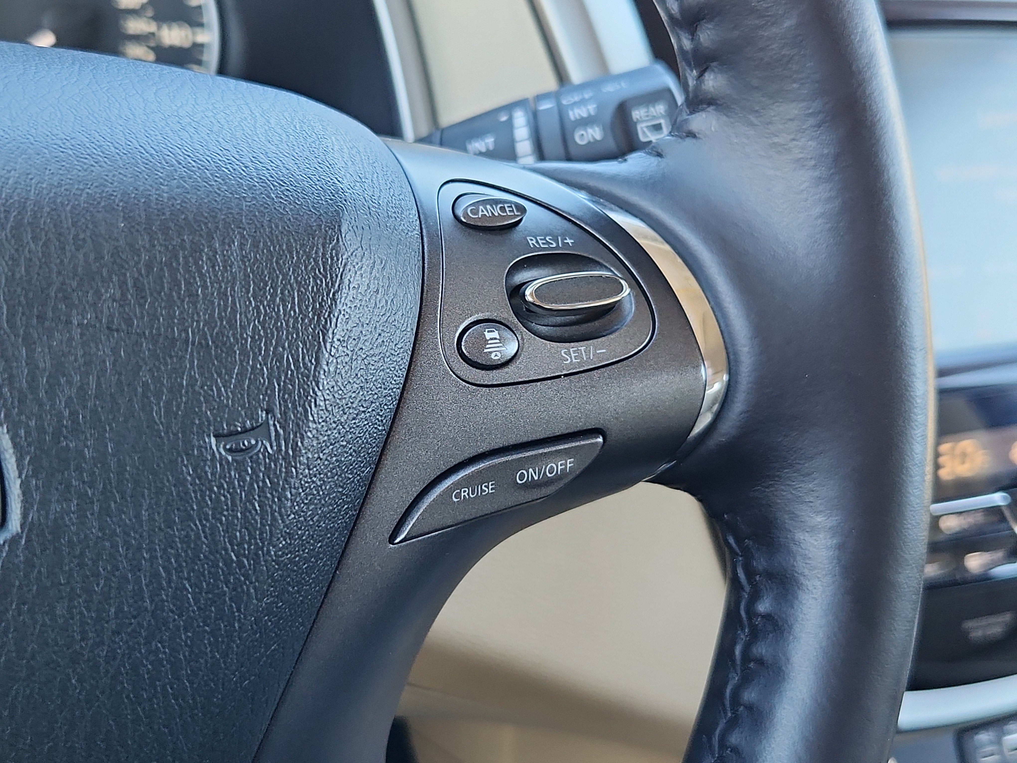 2023 Nissan Murano Platinum