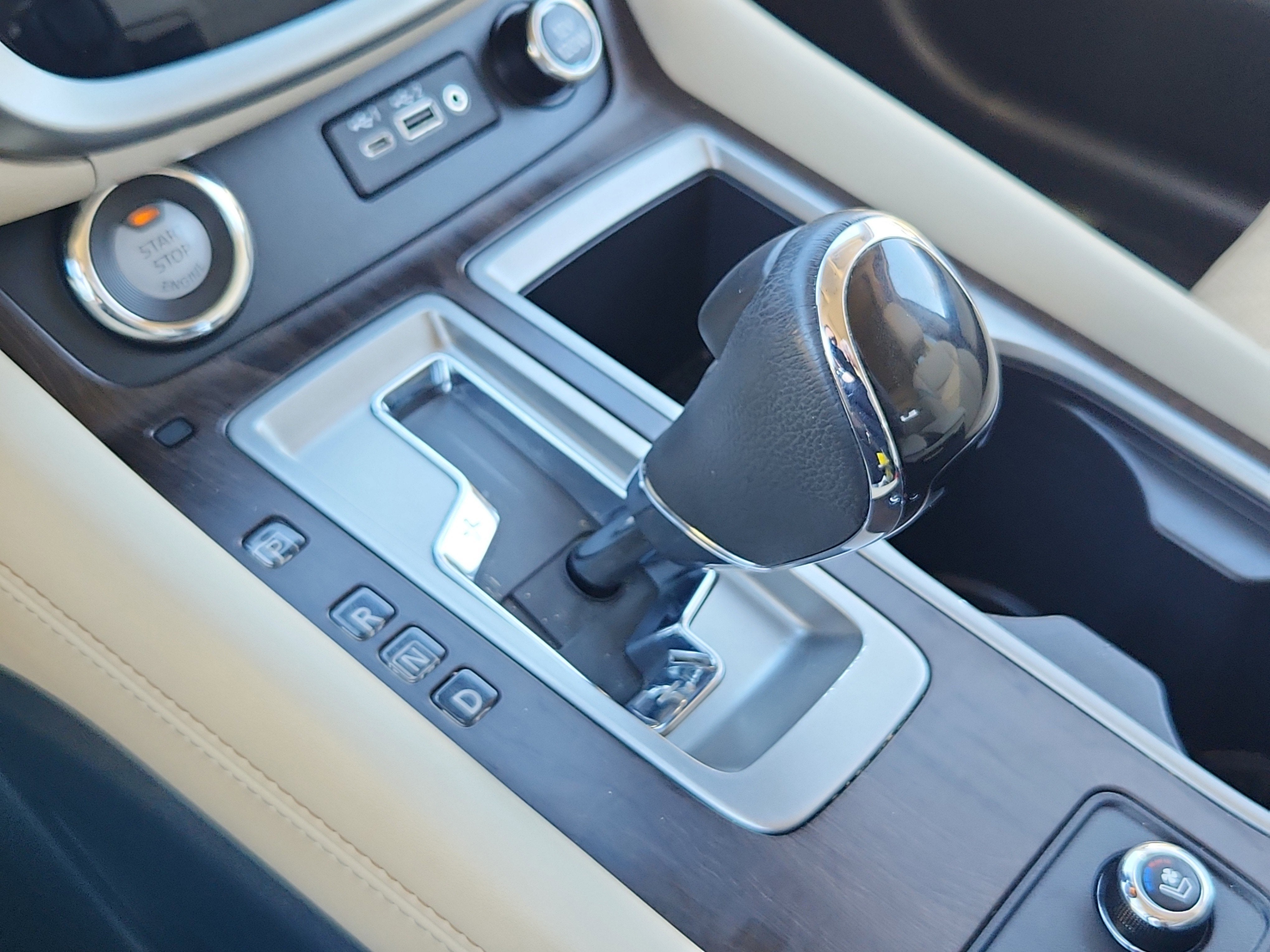 2023 Nissan Murano Platinum