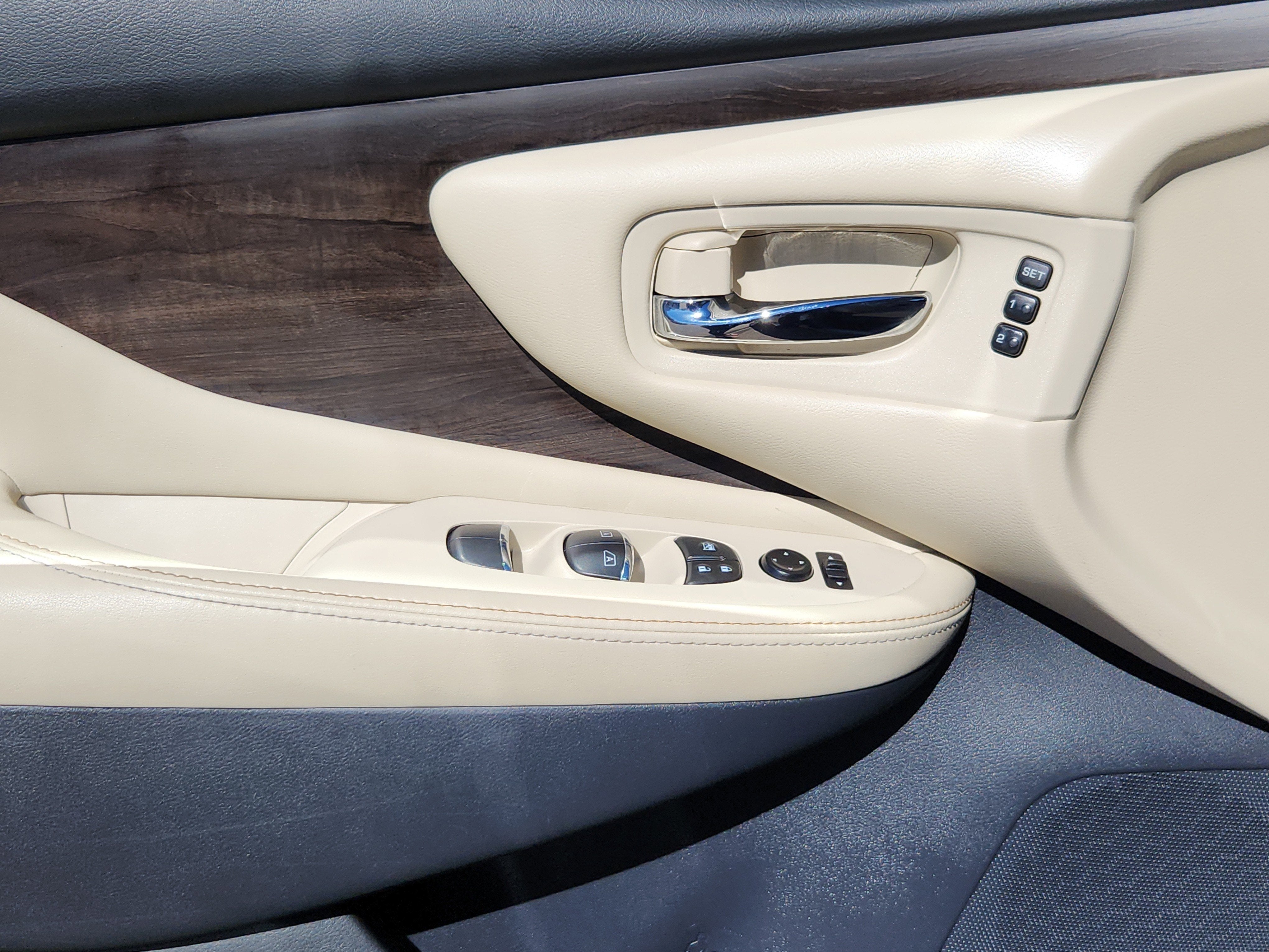 2023 Nissan Murano Platinum