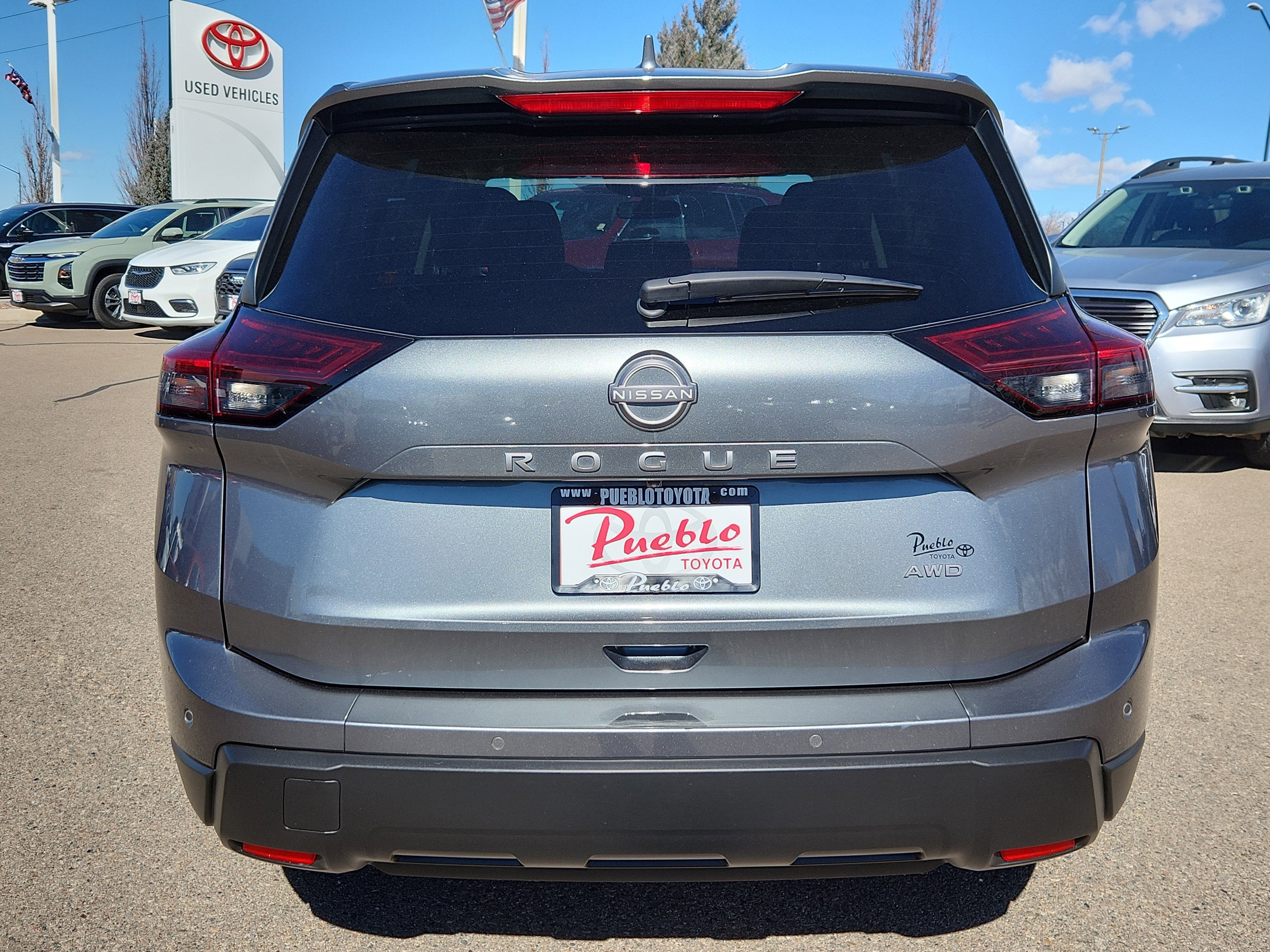 2025 Nissan Rogue SV